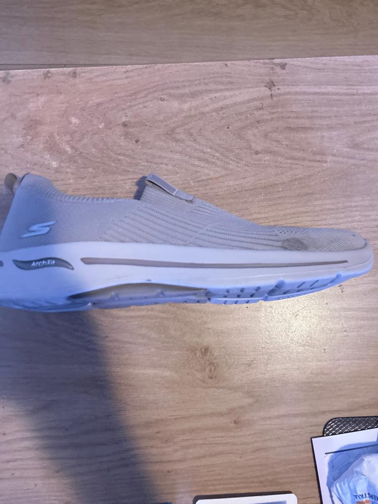 Skechers Arch Fit Instappers - Zo goed als nieuw, Ophalen, Zo goed als nieuw, Beige, Instappers
