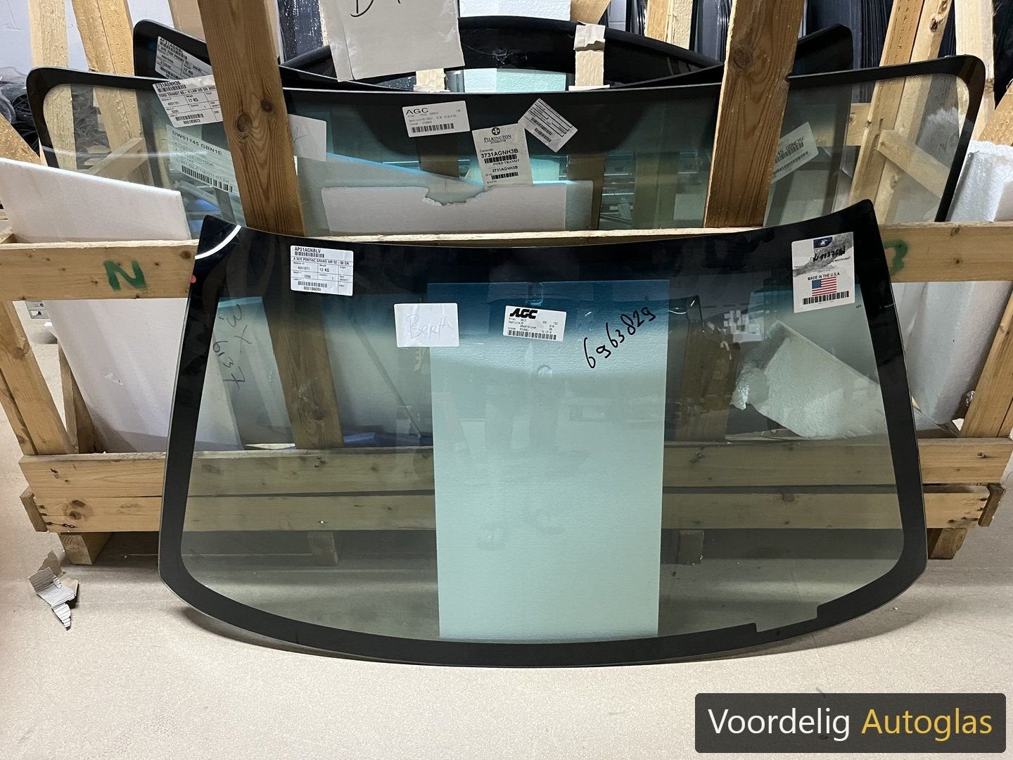 PONTIAC GRAND AM 2C/4S 92 - 98 VOORRUIT GROEN / BLAUWE ZONNE, Ophalen, Gebruikt, Pontiac, -