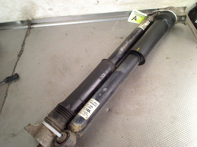 Schokbrekerset Achter Opel Astra K Sports Tourer 2016, Gebruikt, Bahnhofsplatz, Rüsselsheim am Main 65423, , Duitsland, Opel, Opel Automobile GmbH