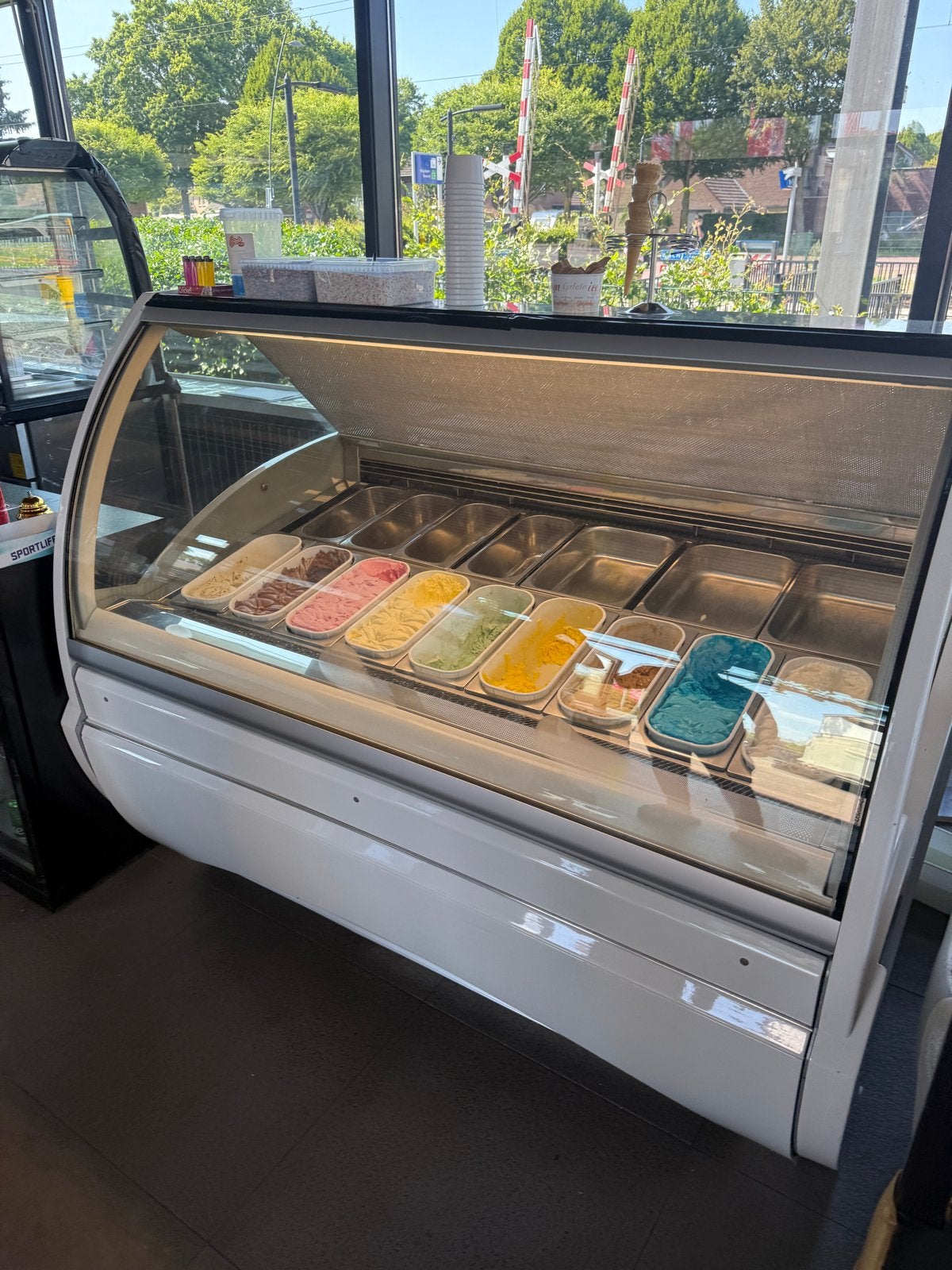 Oscartielle Banco Dorado Gelato schepijsvitrine 18 bakjes, Ophalen