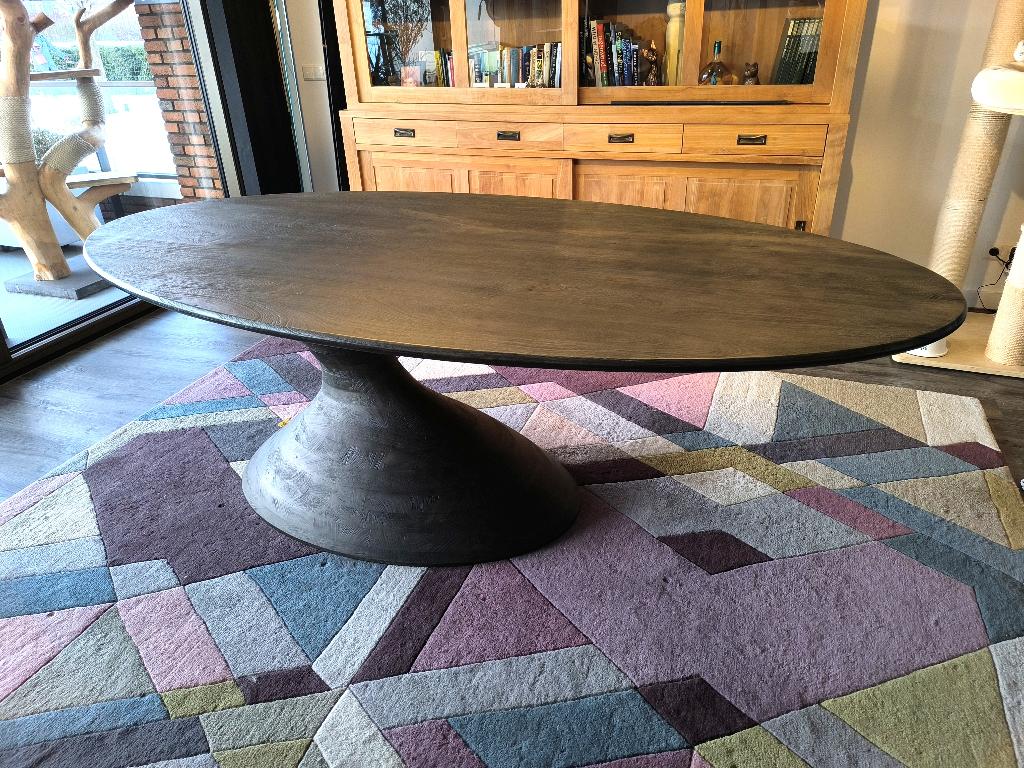 unieke eettafel, Huis en Inrichting, Tafels | Eettafels, Ophalen, 100 tot 150 cm, 200 cm of meer, Zo goed als nieuw