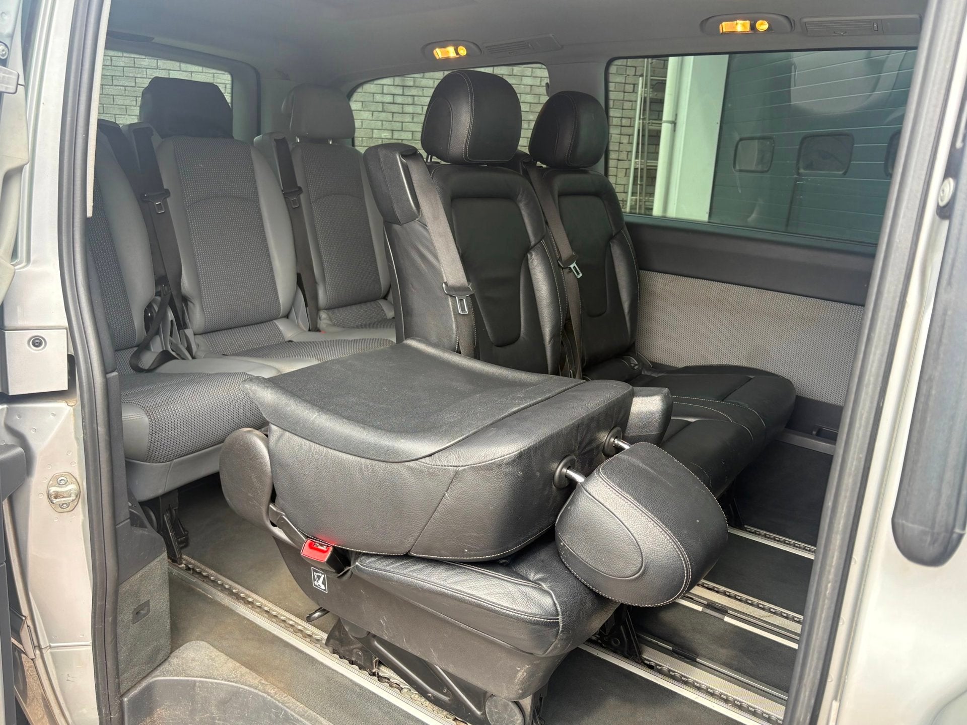 Mercedes-Benz Viano 3.0CDI V6 Autom. Lang 8-pers. BTW Airco, Auto's, Automaat, Euro 5, Achterwielaandrijving, Gebruikt