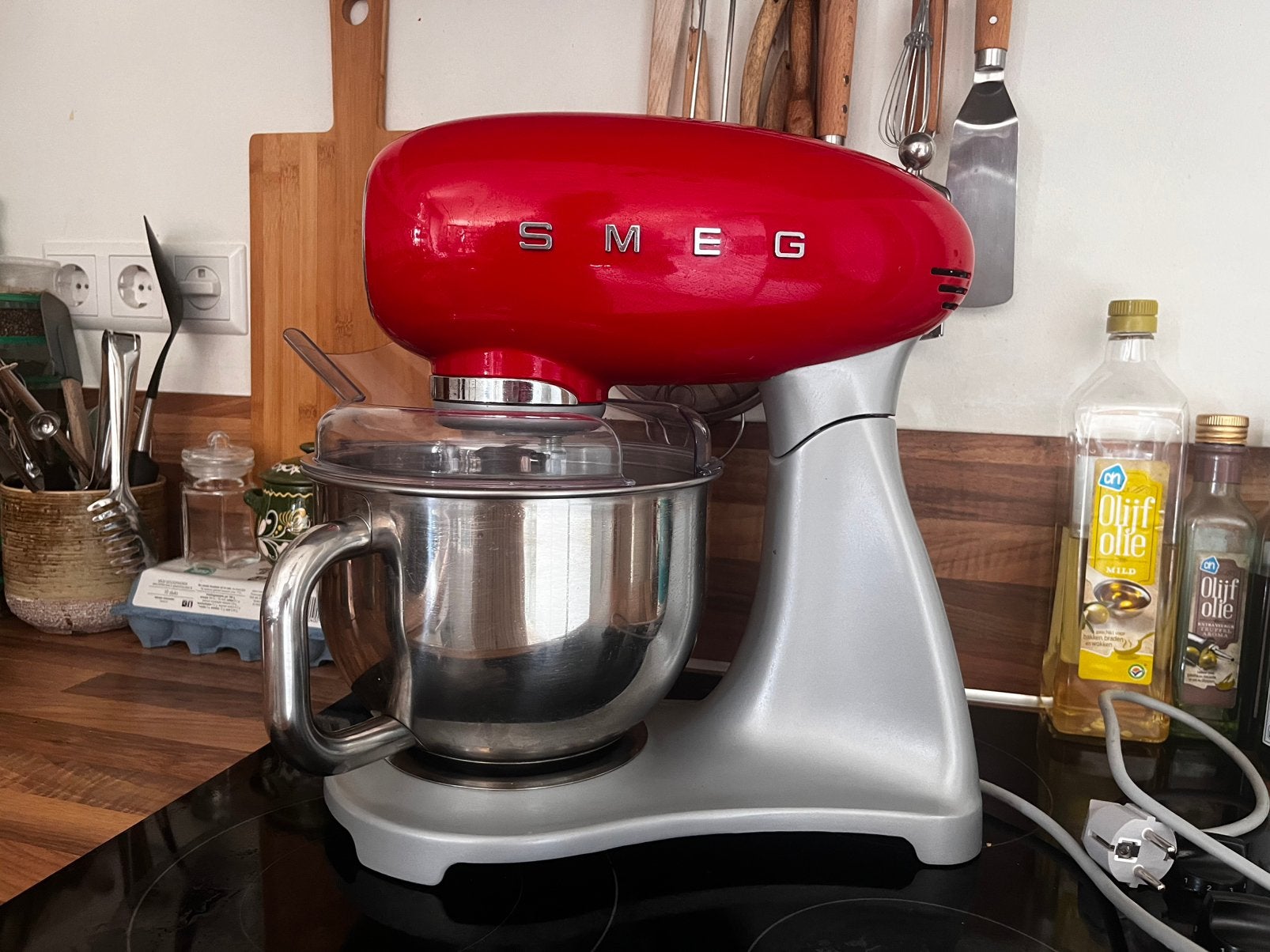 Smeg mixer/keukenmachine | rood, Ophalen, 4 liter of meer, Gebruikt, 3 snelheden of meer