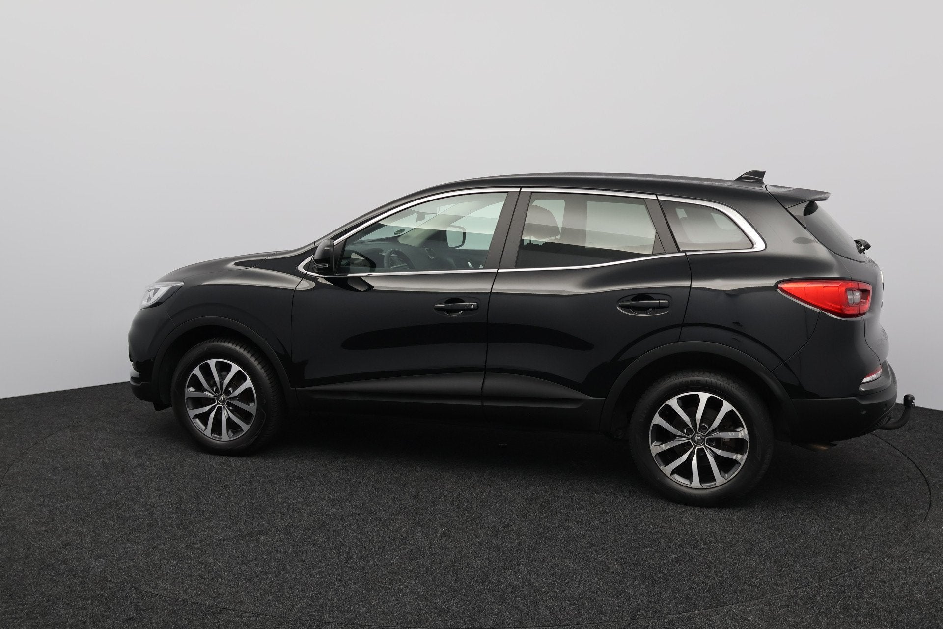 Renault Kadjar 1.3 TCe Limited/ Facelift! Trekhaak/ Stoelver, Auto's, Voorwielaandrijving, Gebruikt, Euro 6, 4 cilinders