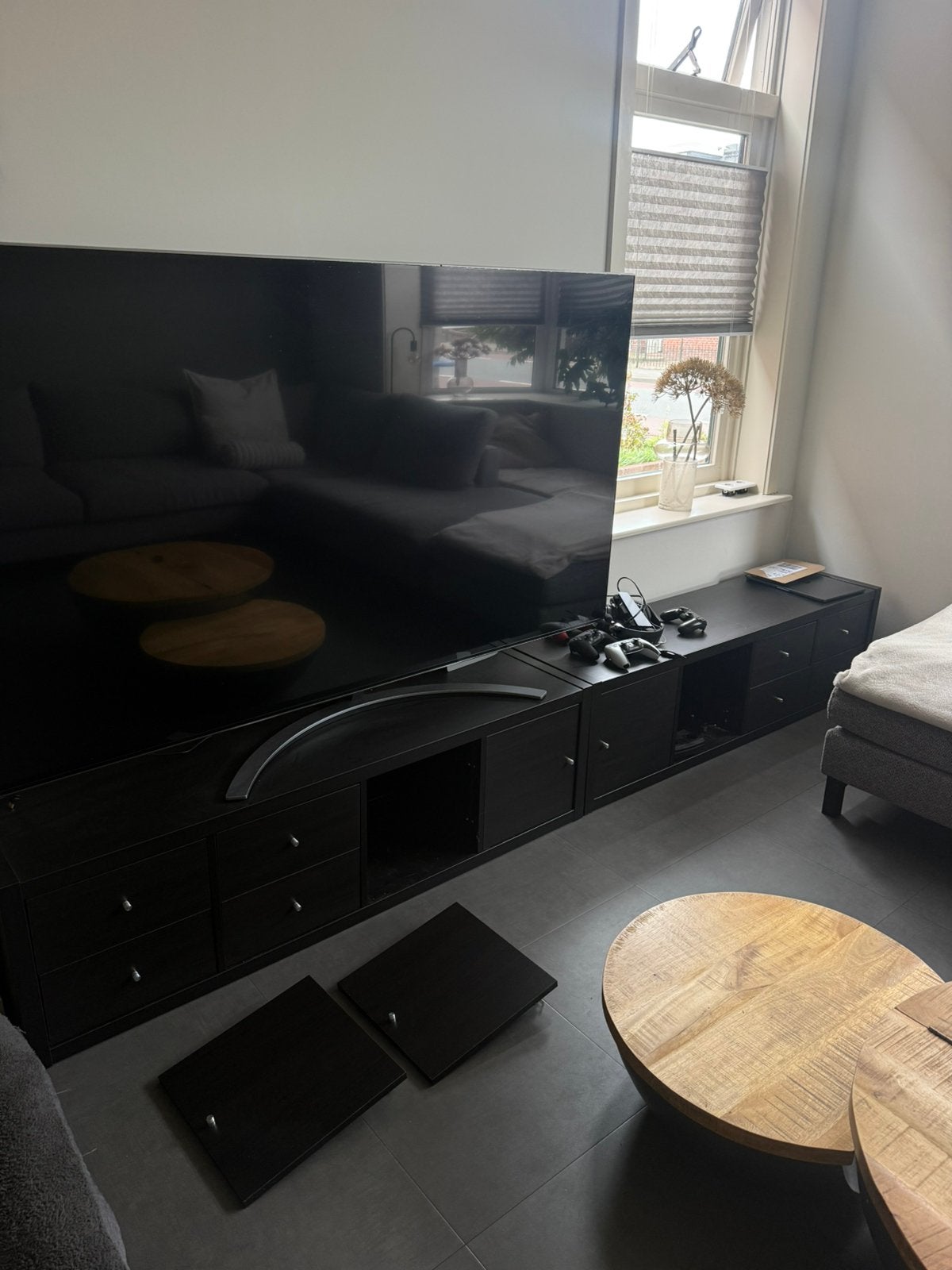 2x IKEA KALLAX tv-meubel zwartbruin, Ophalen of Verzenden, Zo goed als nieuw, 200 cm of meer, Minder dan 100 cm
