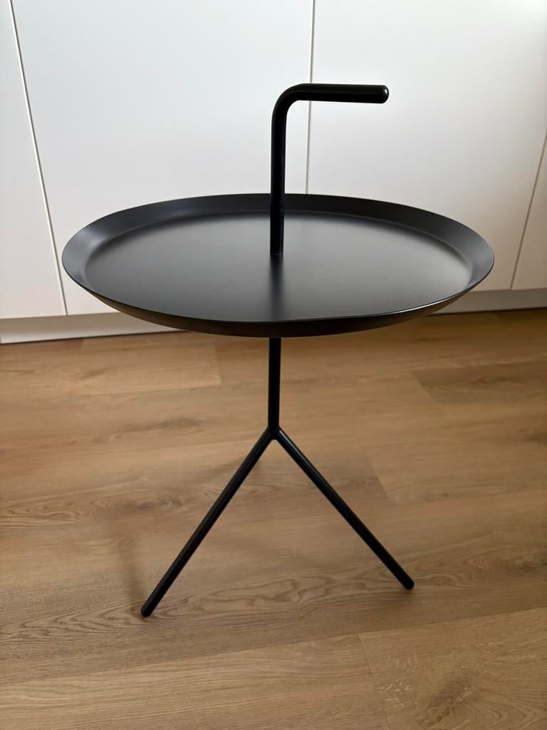 HAY side table black, Huis en Inrichting, Tafels | Bijzettafels, Ophalen, Minder dan 55 cm, Gebruikt, Metaal of Aluminium