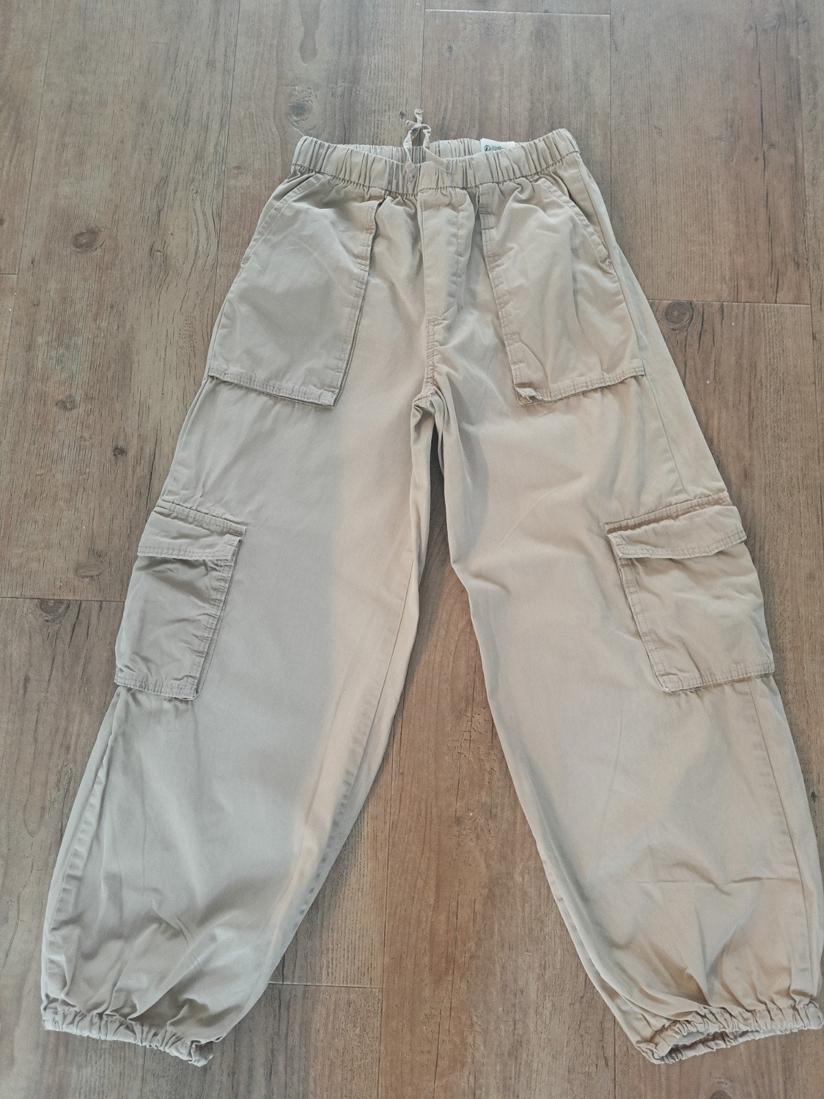 H&M Cargo Broek voor Kinderen - Beige, Maat 134 (8-9 jaar), Broek, Gebruikt, Jongen of Meisje, H&M