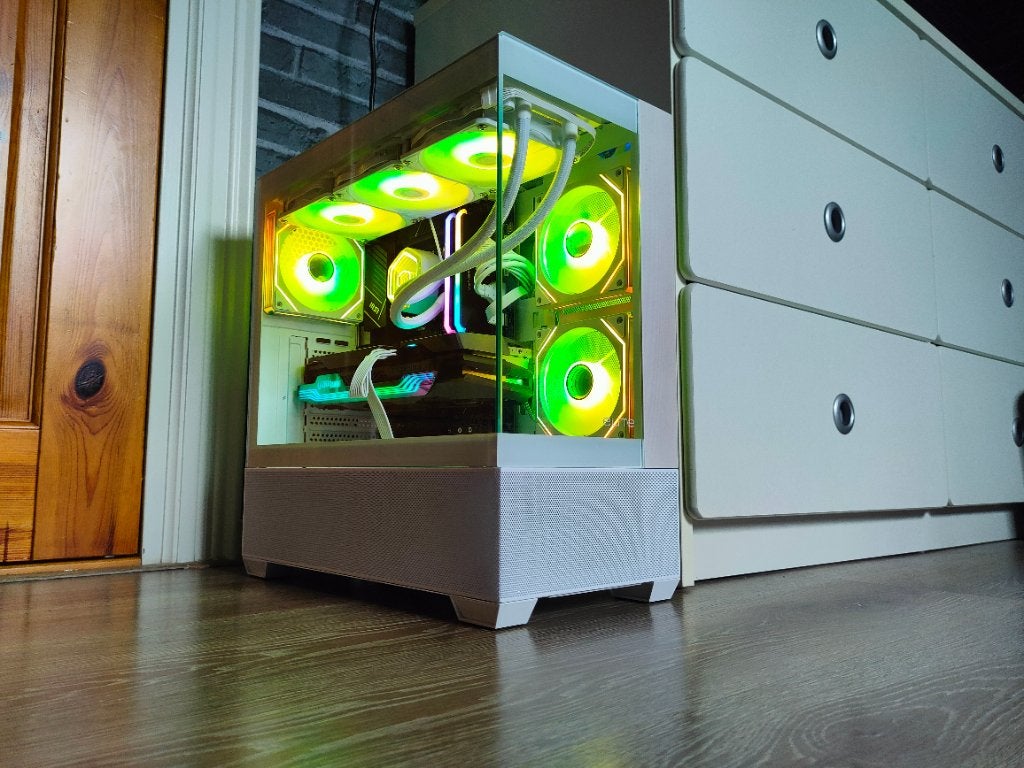 Foto 3 van Gaming Pc | Zotac RTX 3080 Ti | Intel Core i7-12700KF | 32Gb