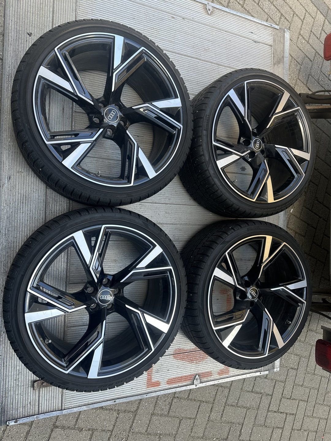 AUDI RS6 * 4k0 601 025 BL * 285/30 R 22 INCH VELGEN | PIRELL, Auto-onderdelen, Gebruikt, -, 285 mm, -