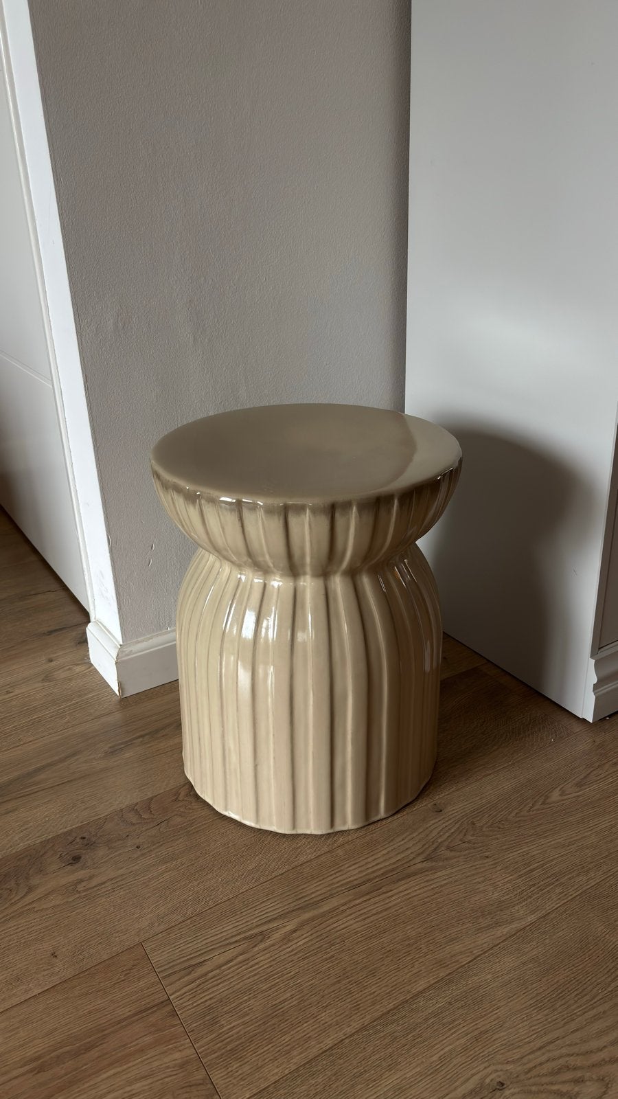 Rivièra Maison Bijzettafel Sintra Olijf Ø35cm, Ophalen, Minder dan 55 cm, Rond, Zo goed als nieuw