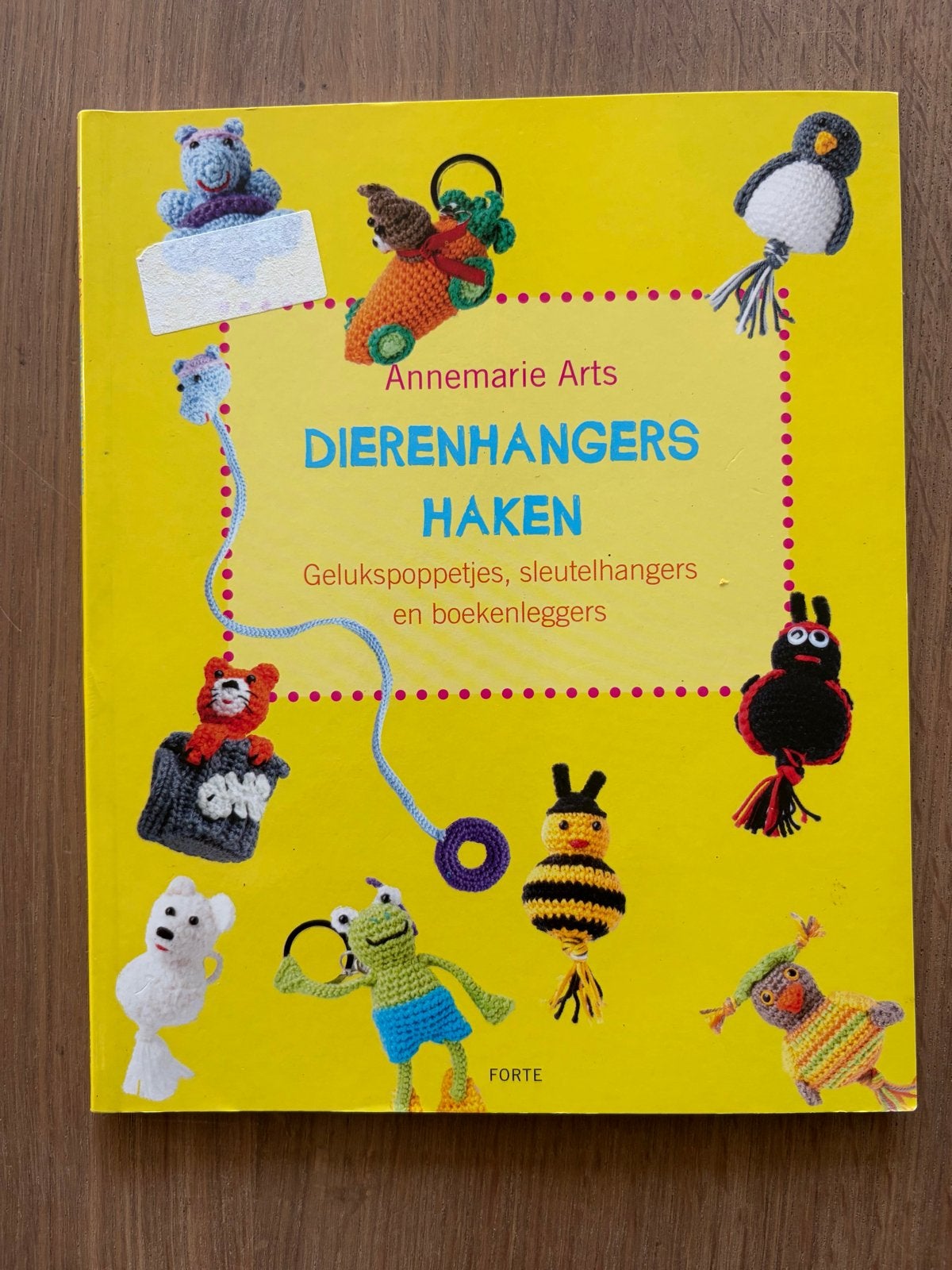 Dierenhangers Haken - Annemarie Arts, Ophalen of Verzenden, Nieuw, Breien en Haken