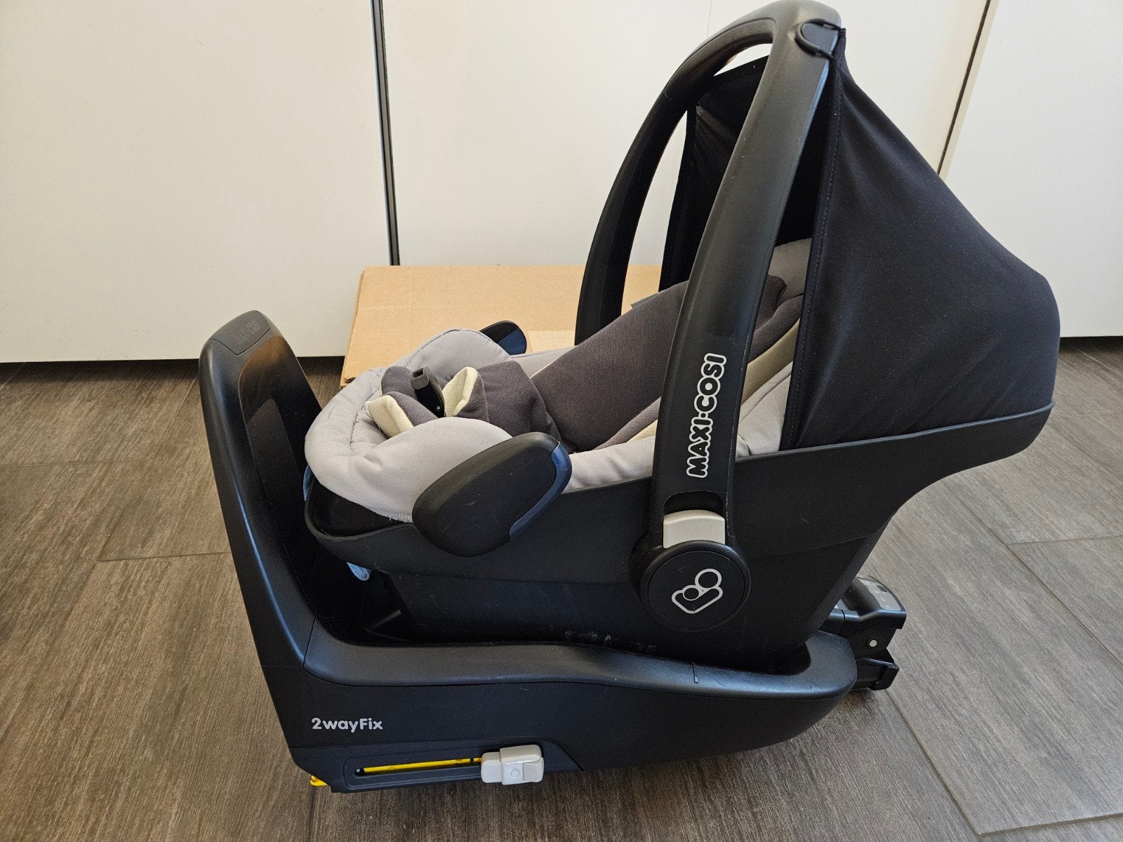 Maxi-Cosi met 2x 2wayFix - Veilig en Gemakkelijk Reizen, Kinderen en Baby's, Gebruikt, Isofix, 0 t/m 13 kg, Maxi-Cosi