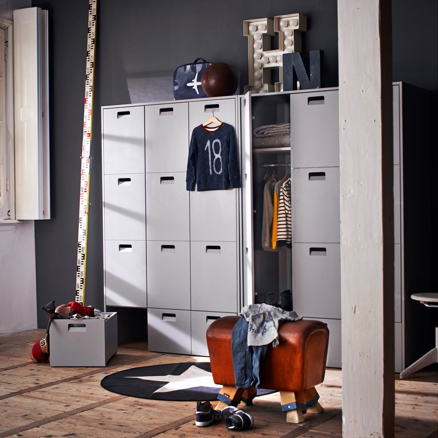 VT wonen Store kledingkast, Gebruikt, 150 tot 200 cm, Overige houtsoorten, 50 tot 75 cm