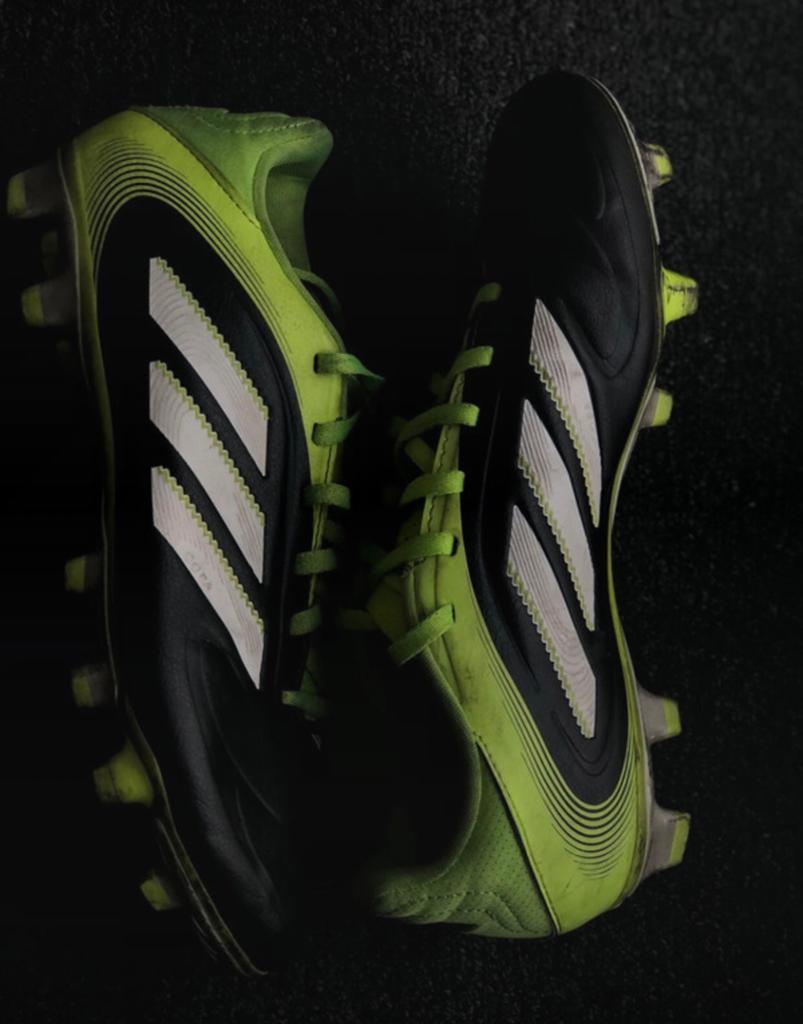 Voetbalschoenen Copa (pure 3) groen en zwart maat 39, Maat XS of kleiner, Schoenen, Ophalen of Verzenden, Zo goed als nieuw