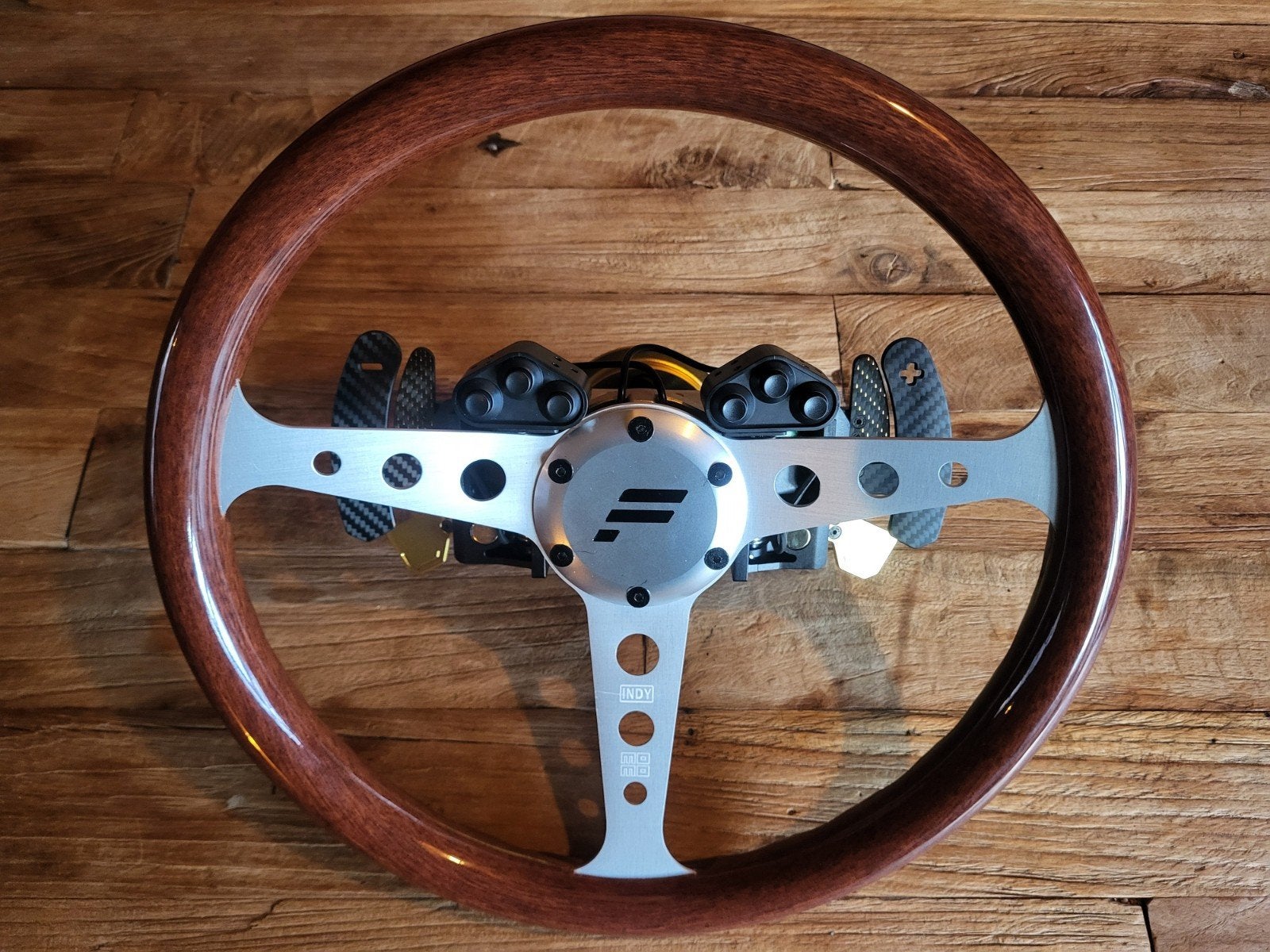 Fanatec Podium Classic Steering Wheel + QR2 mount & gloves, Ophalen of Verzenden, Nieuw, Fanatec