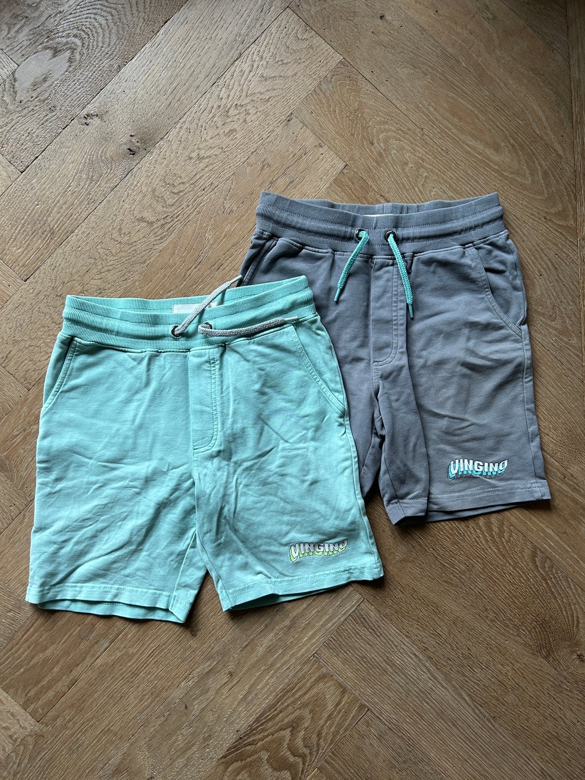 Vingino jongens short maat 140, Kinderen en Baby's, Ophalen of Verzenden, Zo goed als nieuw, Jongen, Broek