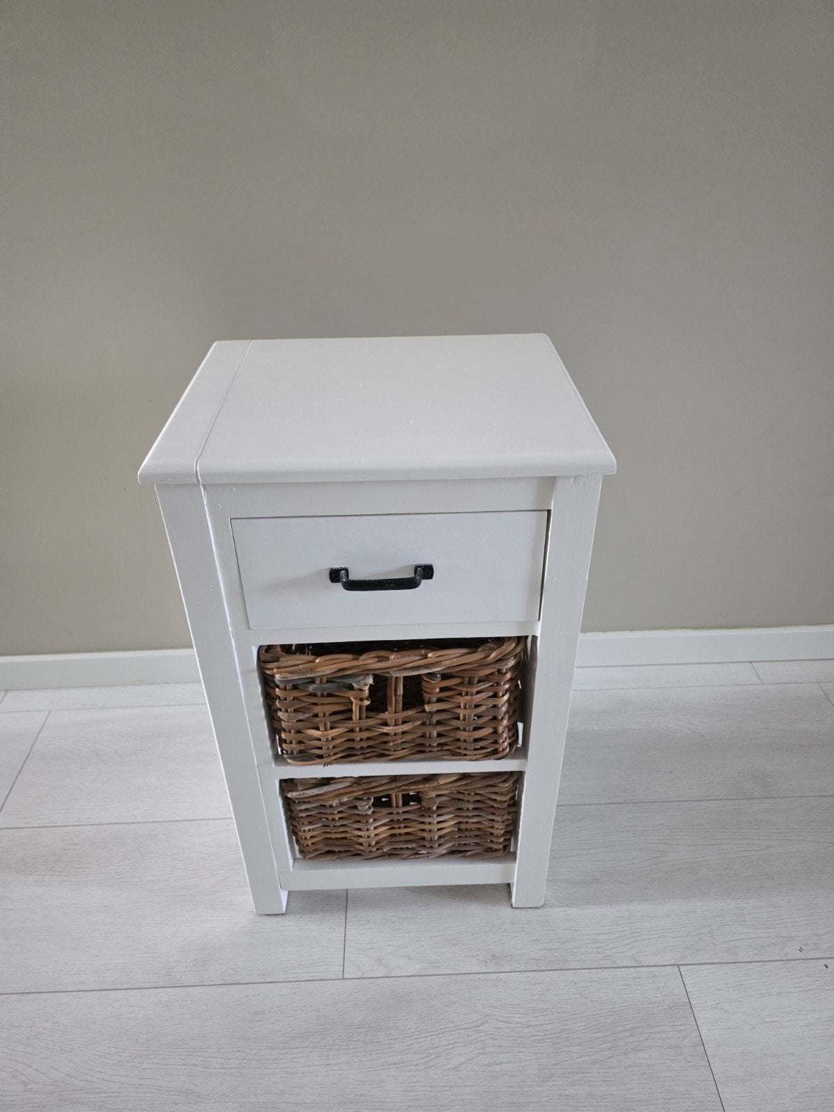 Nachtkastje/Bijzettafel met Lade en Manden, Ophalen, Gebruikt, Minder dan 45 cm, 55 tot 70 cm