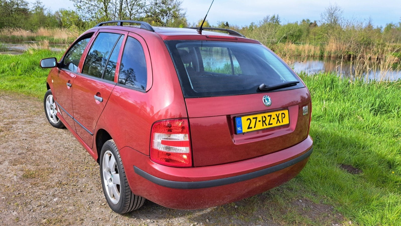 Skoda Fabia 1.4 Combi 74KW 2005 Rood, Voorwielaandrijving, Zwart, 4 cilinders, 100 pk