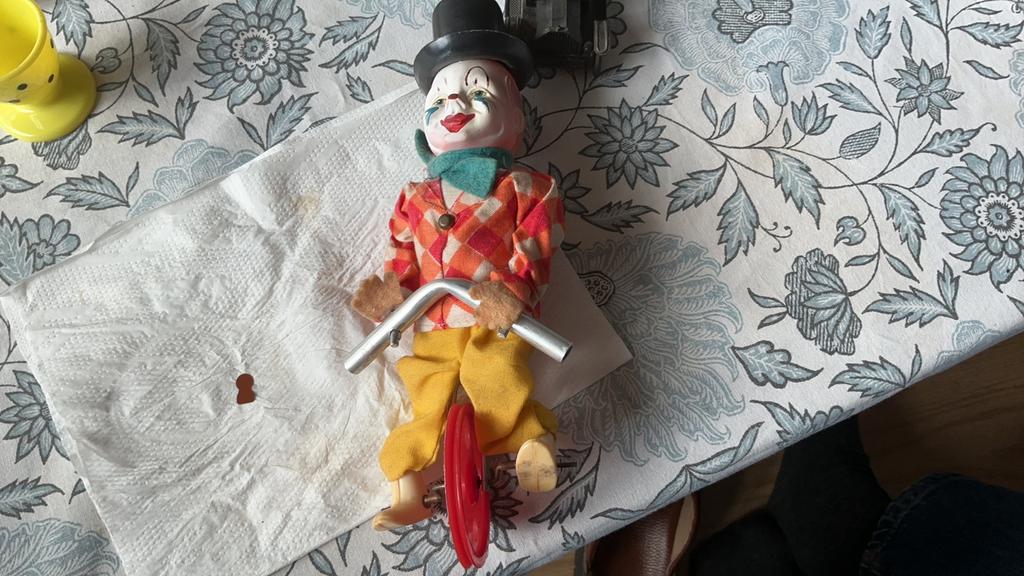 Clowntje op draadbalance, Ophalen of Verzenden, Zo goed als nieuw