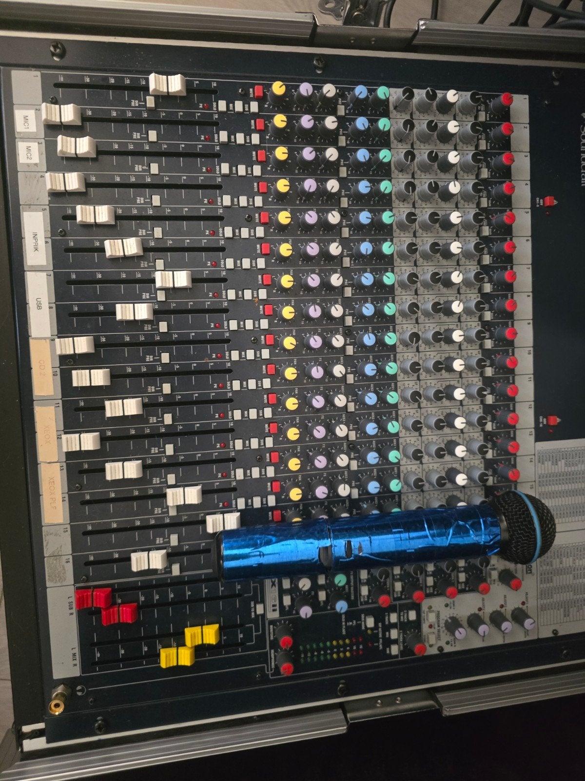 Flightcase met Soundcraft mengtafel, Lexicon galm, Muziek en Instrumenten, Mengpanelen, Ophalen of Verzenden, Gebruikt