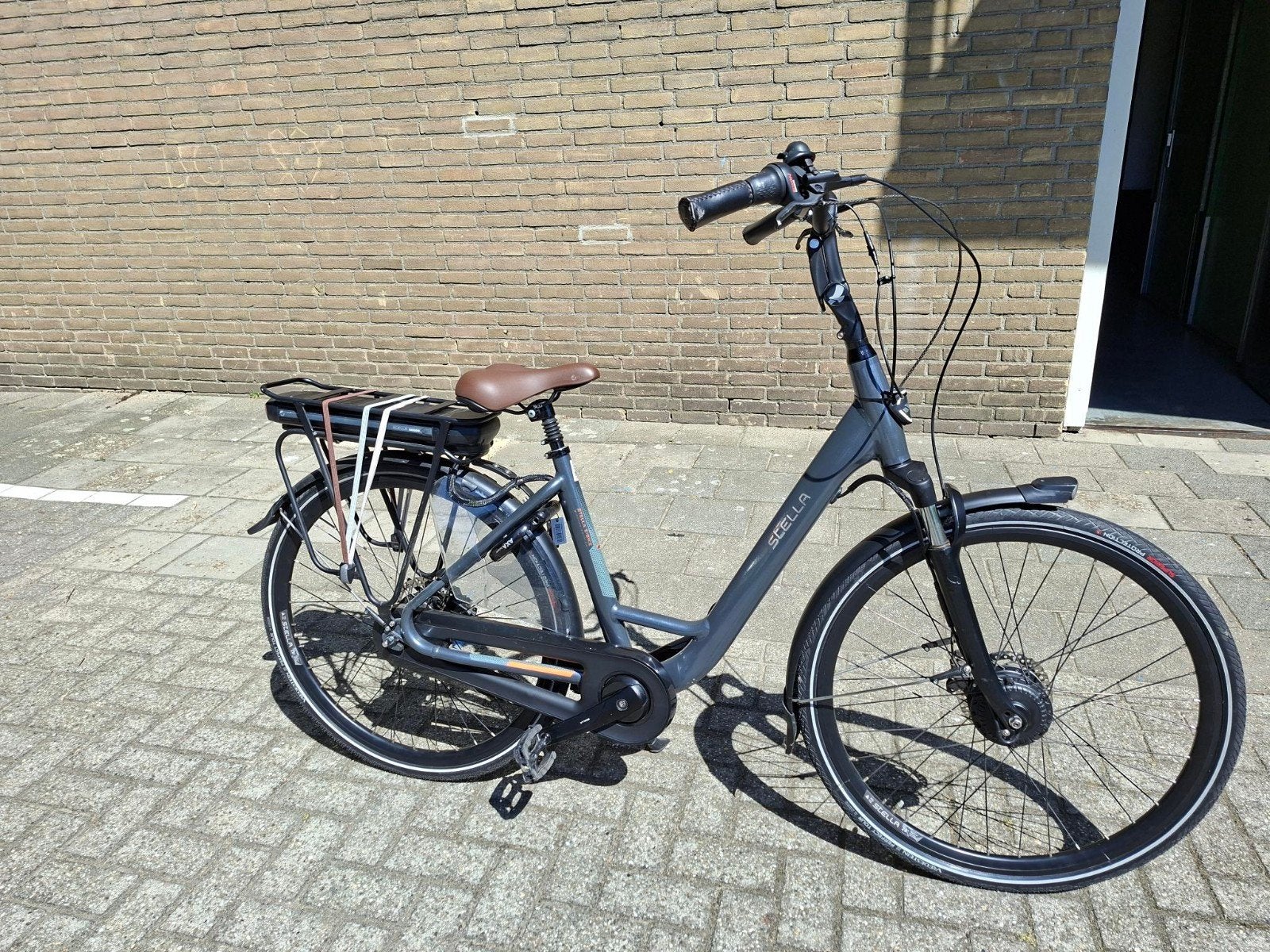 Stella Livorno elektrische fiets 2021 - Zo goed als nieuw, 51 tot 55 cm, Ophalen, Zo goed als nieuw, 50 km per accu of meer