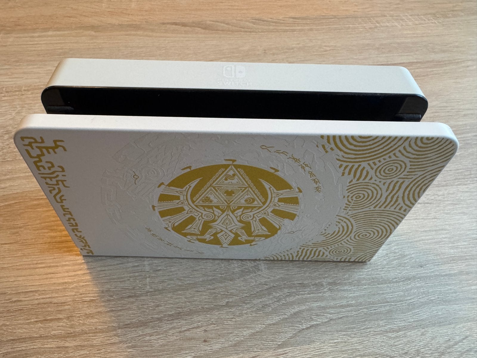 Foto 4 van Nintendo Switch OLED Zelda Tears of the Kingdom Editie