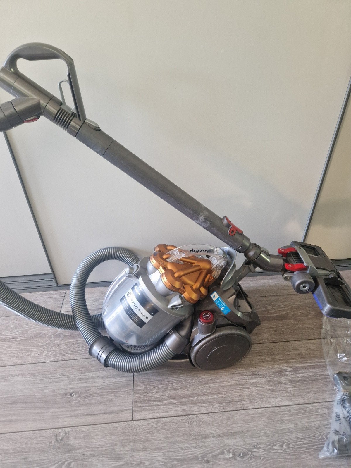 Dyson DC19 gereviseerd