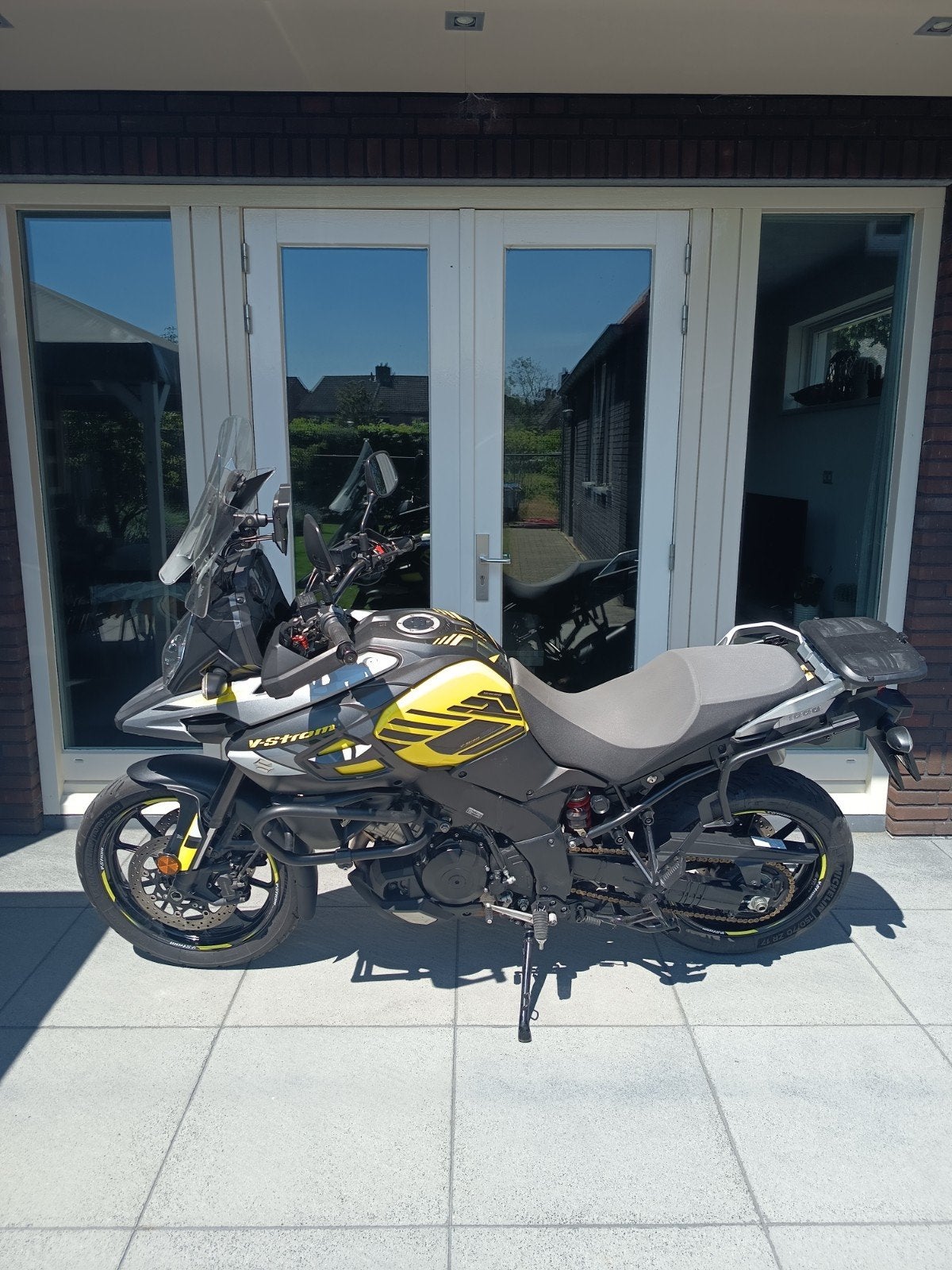 Suzuki v strom dl 1000 met veel opties, Motoren, Ophalen
