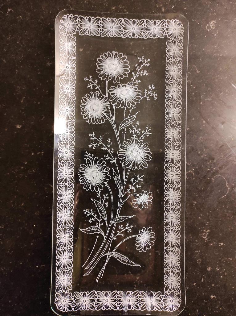 Glazen cakeschaal vintage bloem kantmotief, Antiek en Kunst, Ophalen of Verzenden
