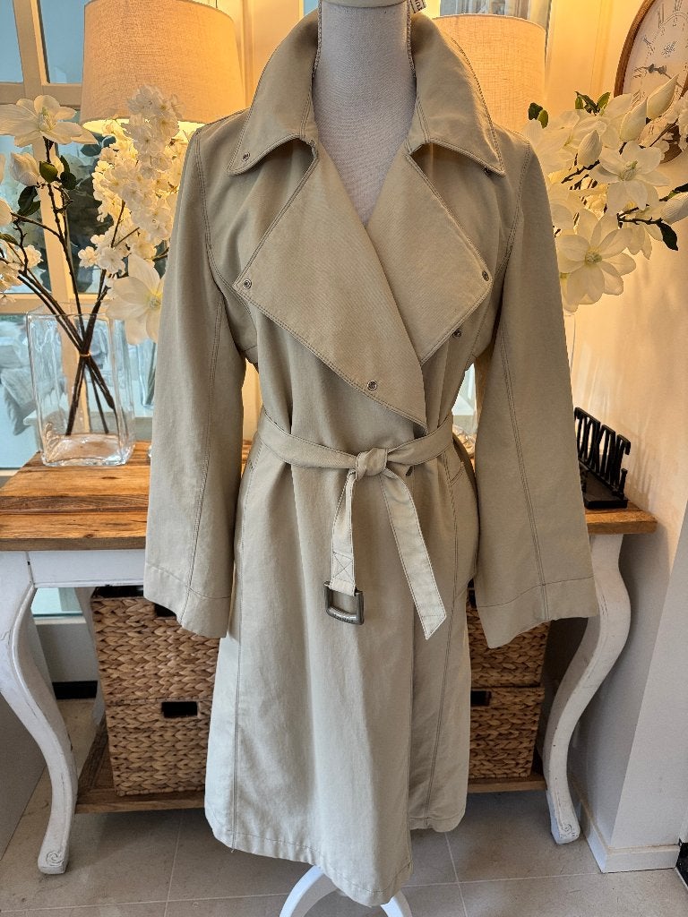 Chique, Licht-Beige trenchcoat Max Mara Rainware, 38-40/M., Verzenden, Zo goed als nieuw, Maat 38/40 (M), Beige