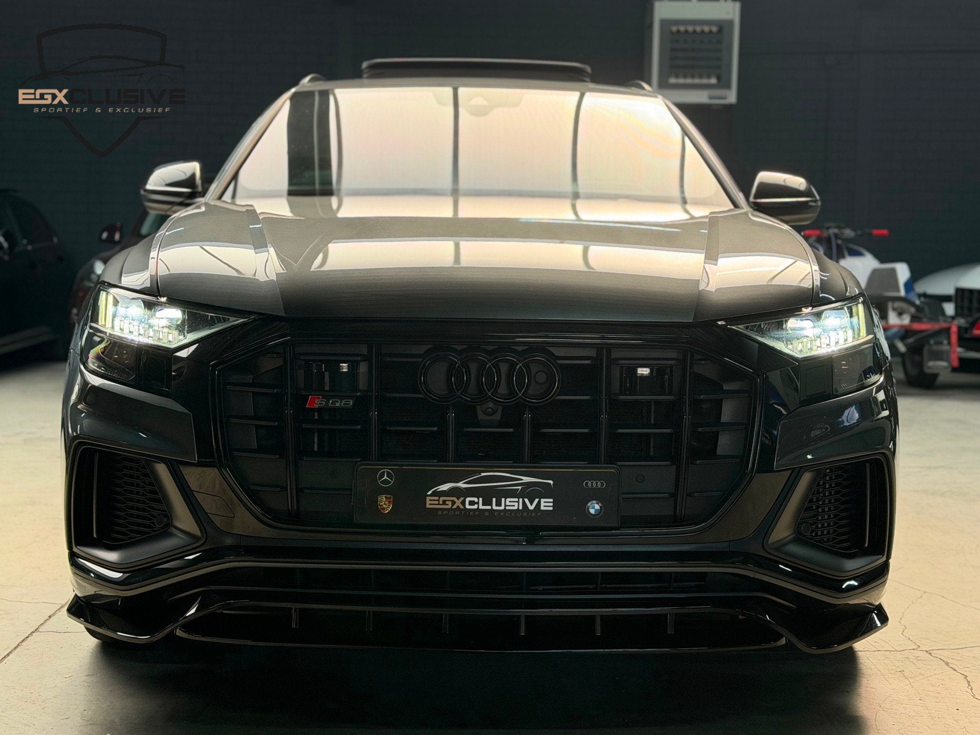 Audi SQ8 4.0 TDI Quattro Ceramic/Pano/B&O3D/HUD/4WSturing, Auto's, Dealer onderhouden, 435 pk, Gebruikt, Leder