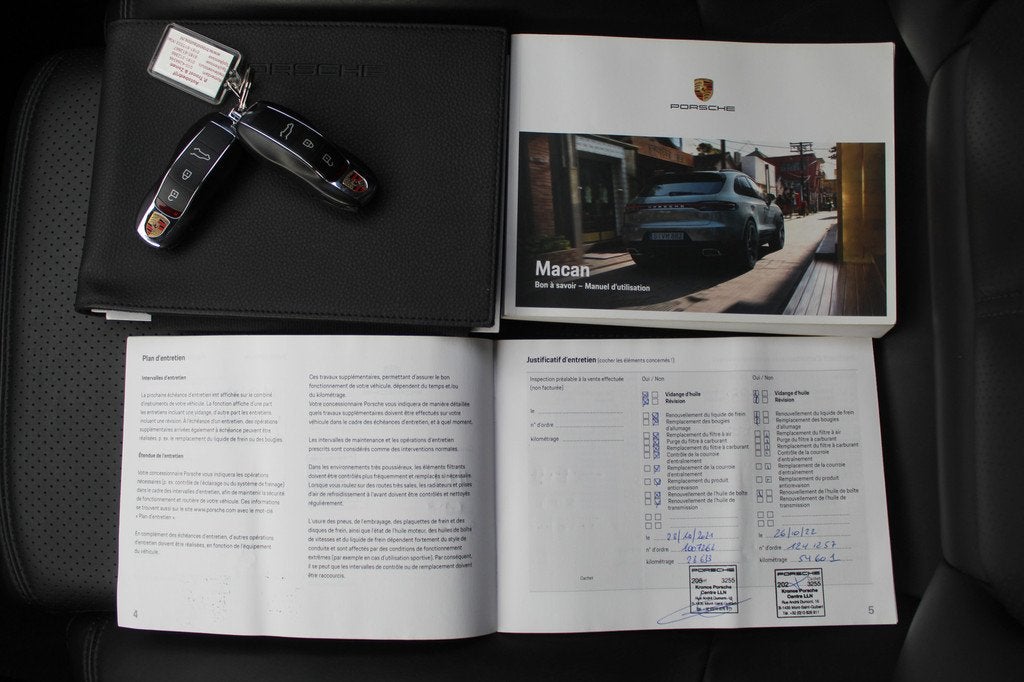 Porsche Macan 2.0 Panoramadak/Adaptive cruise control/Ledere, Auto's, Porsche, Automaat, 12 maanden, Gebruikt, Bedrijf