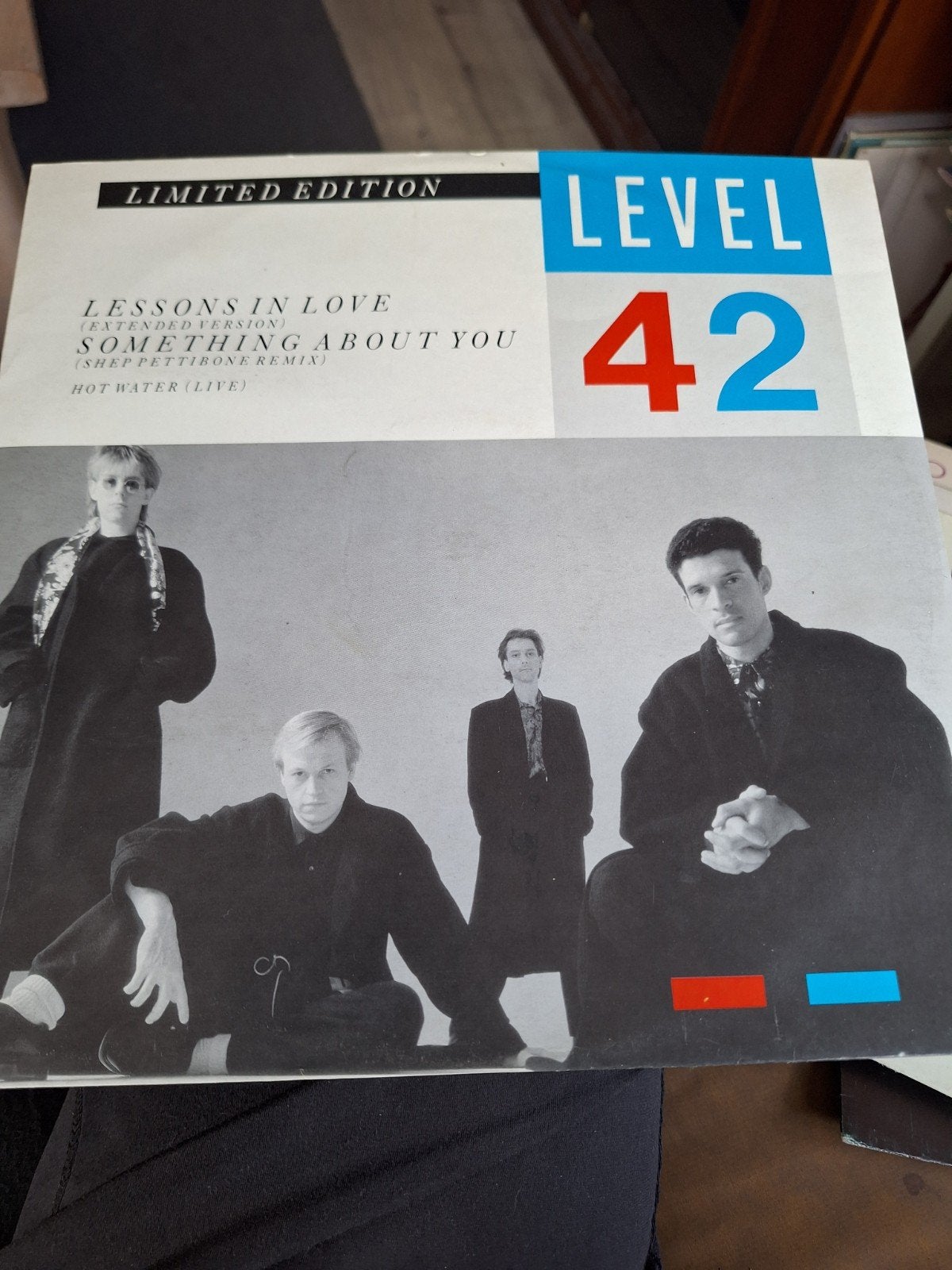 Level 42 - Lessons in Love (Limited Edition), Gebruikt, Pop, Ophalen of Verzenden, Limited edition