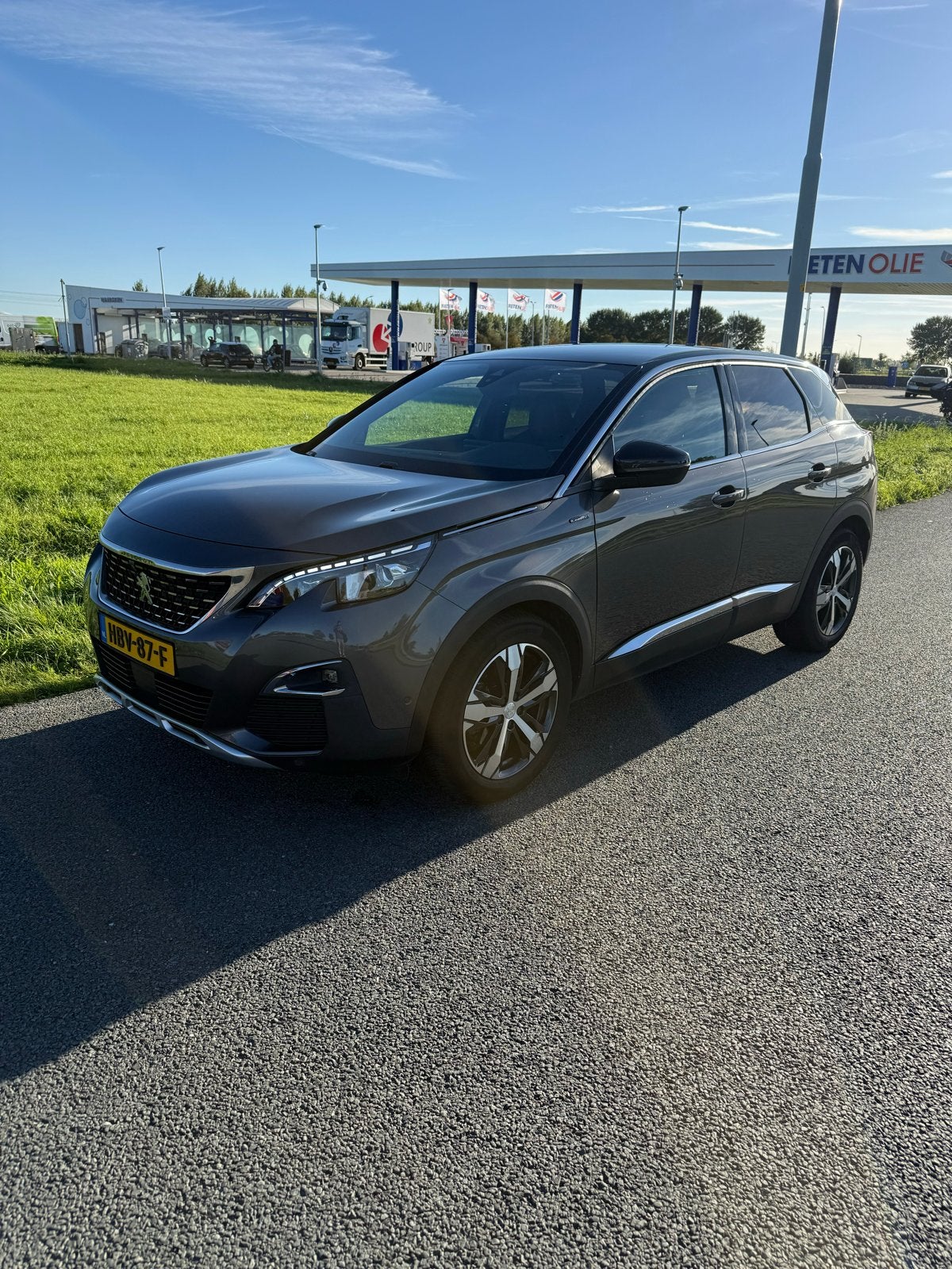 Peugeot 3008 1.2 Puretech 130pk S&S EAT 2020 Grijs, Auto's, 1295 kg, 1199 cc, 690 kg, 3 cilinders
