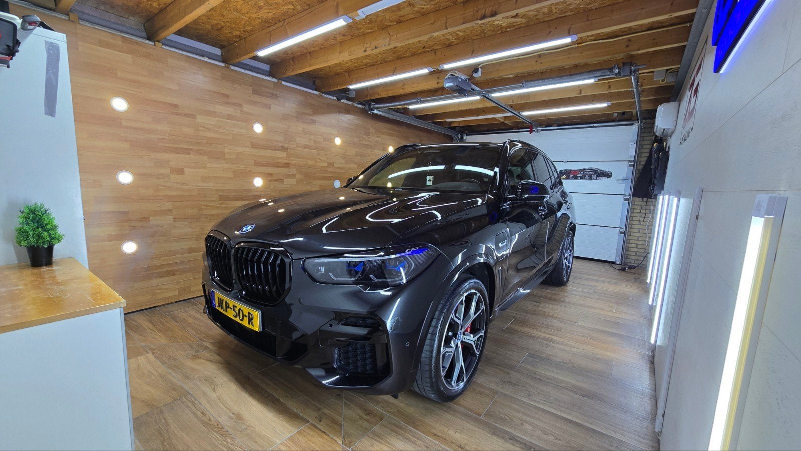 Auto Polijsten showroom - Ceramic coating/PPF beschermfolie