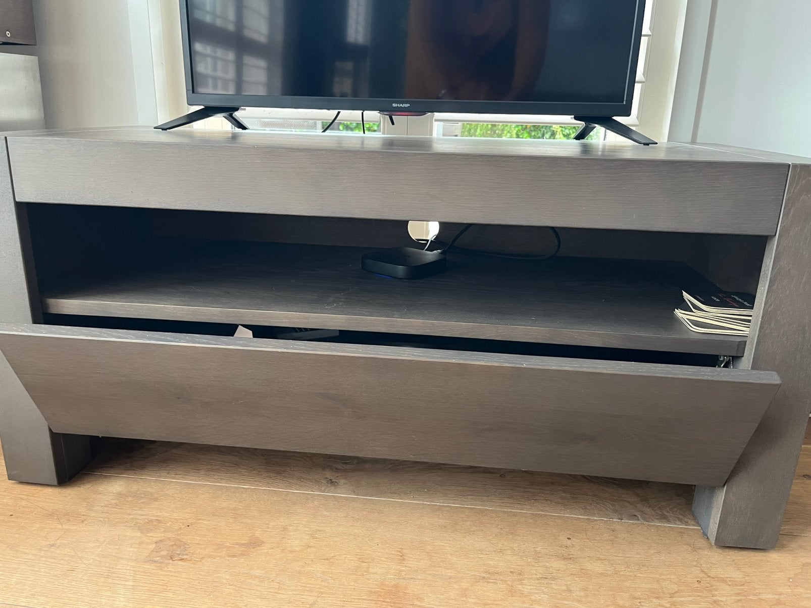 Goossens TV-meubel eikenhout leemkleur, Ophalen, Gebruikt, 100 tot 150 cm, Minder dan 100 cm