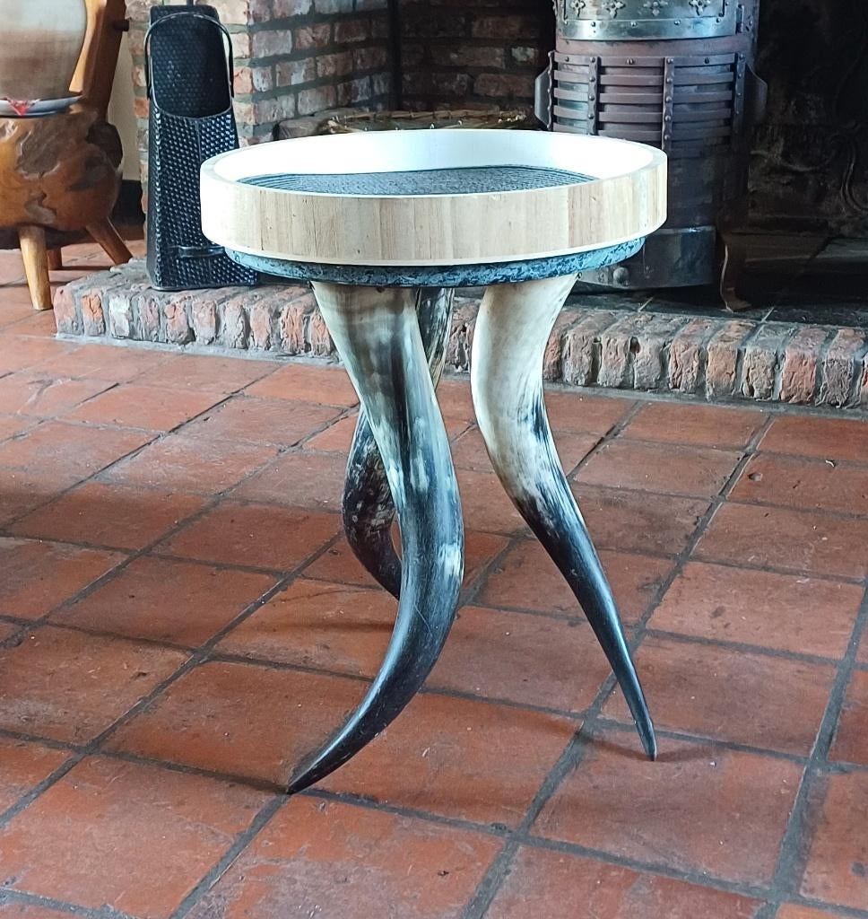 *Salontafel koffietafel met lange hoorn, Huis en Inrichting, Tafels | Salontafels, Ophalen, Overige materialen, 100 tot 150 cm