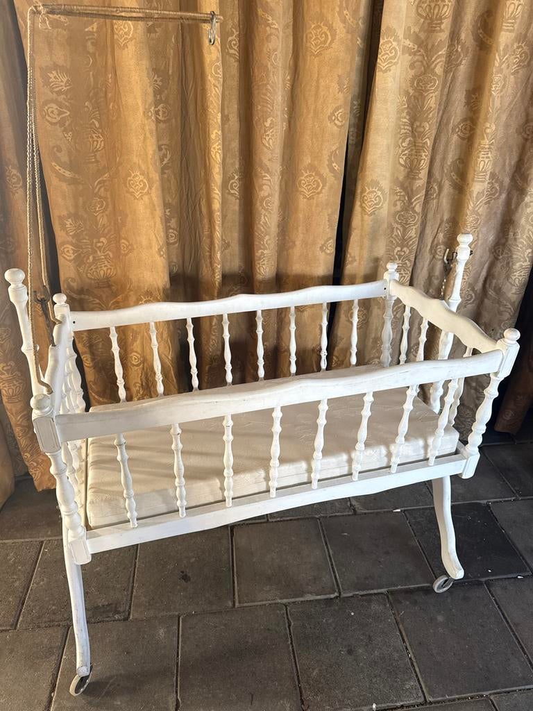 Baby schommel wieg, Kinderen en Baby's, Babywiegjes en Ledikanten, Ophalen, Wieg