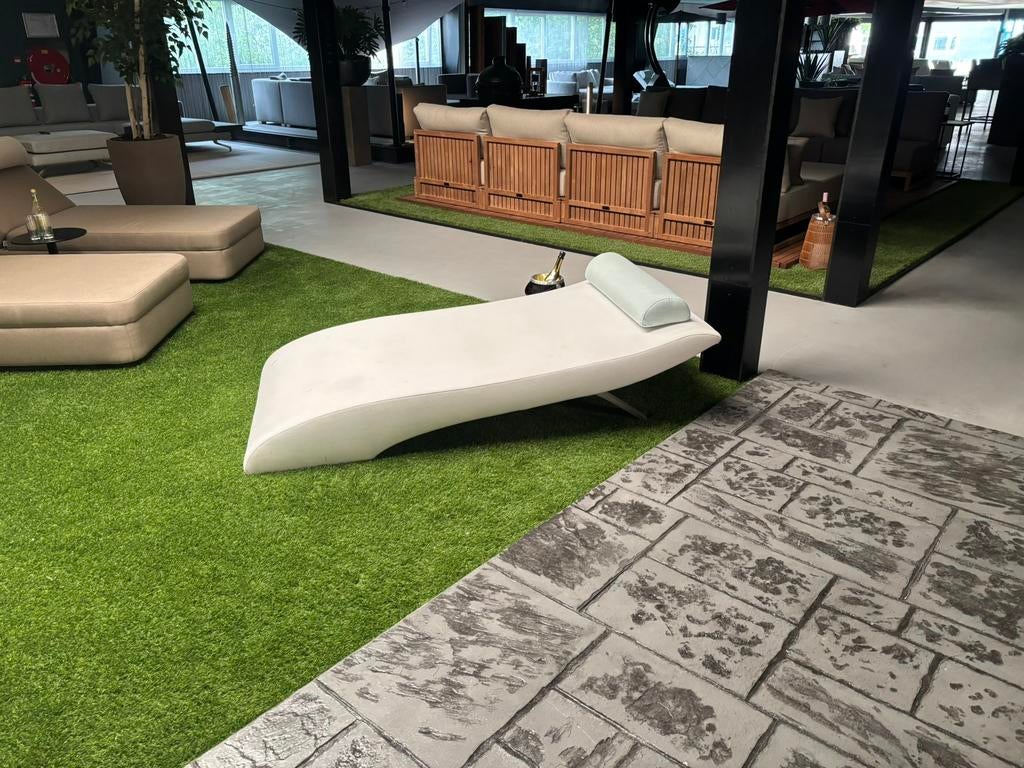 Te koop showroommodel Design2Chill ligbedden 1 + 2 persoons, Ophalen, Zo goed als nieuw, Aluminium