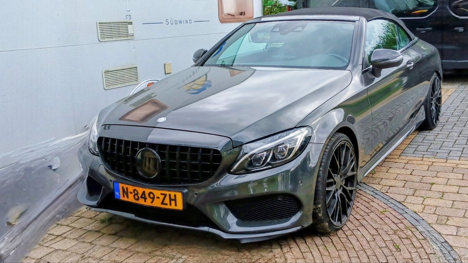 Foto 2 van Mercedes-Benz C-Klasse C300 245pk 9G-TRONIC 2017 129000km