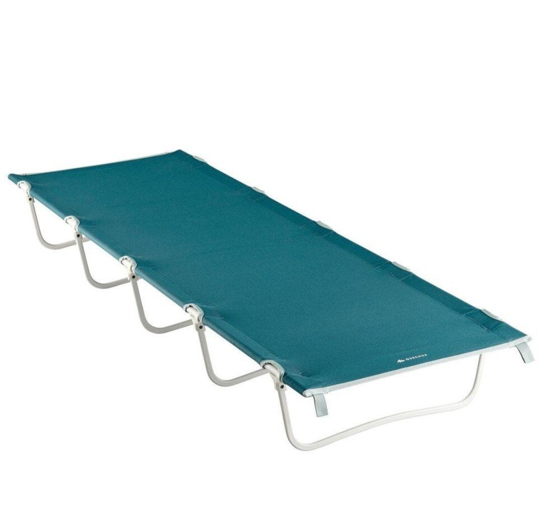 2 stuks Veldbed / campingbed quechua, Ophalen, Campingstoel