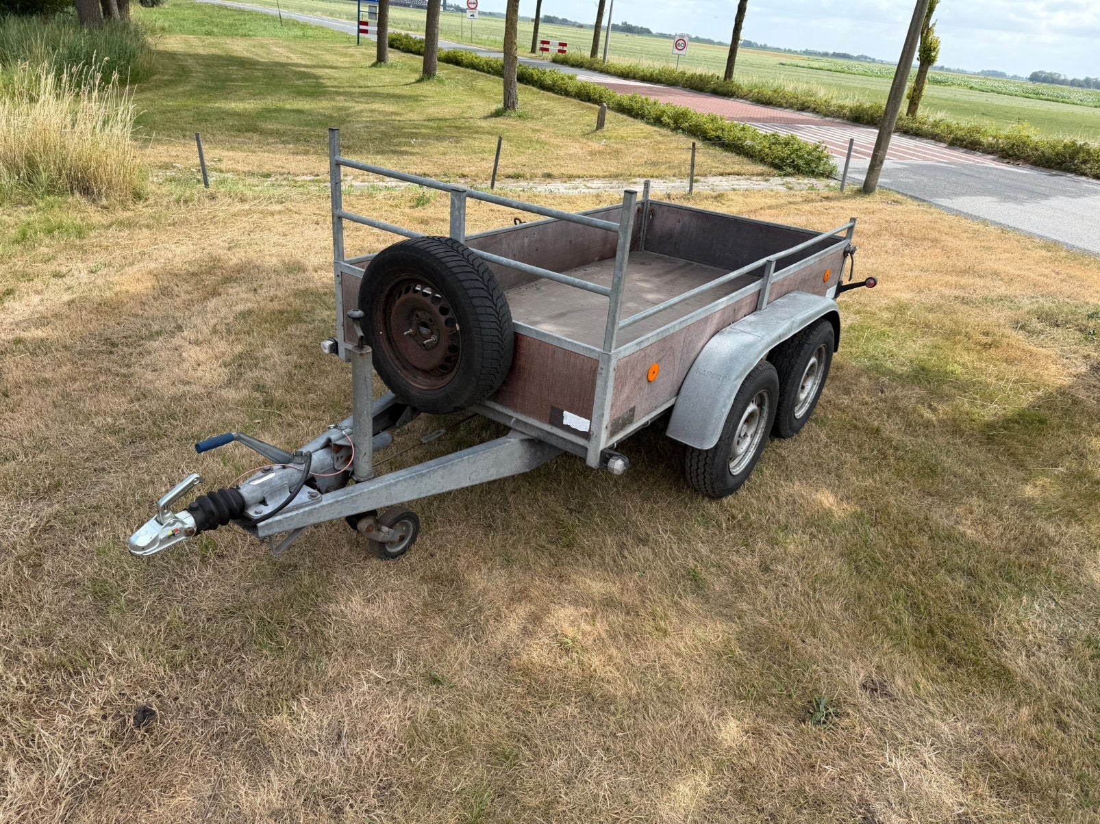 2700KG Hapert aanhanger / bagawagen / tandemasser, Ophalen, Gebruikt