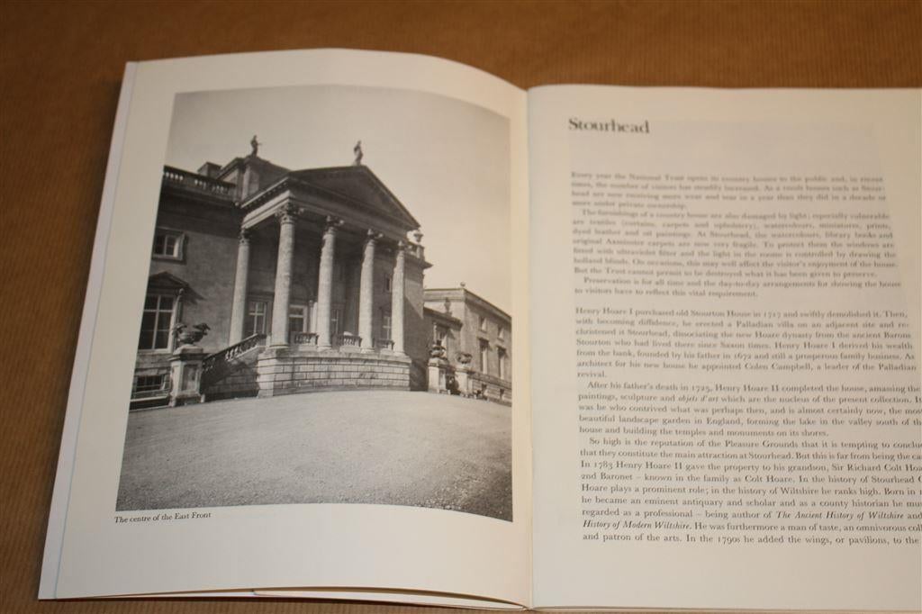 Stourhead, Wiltshire. The National Trust., Ophalen of Verzenden, Zo goed als nieuw, Europa