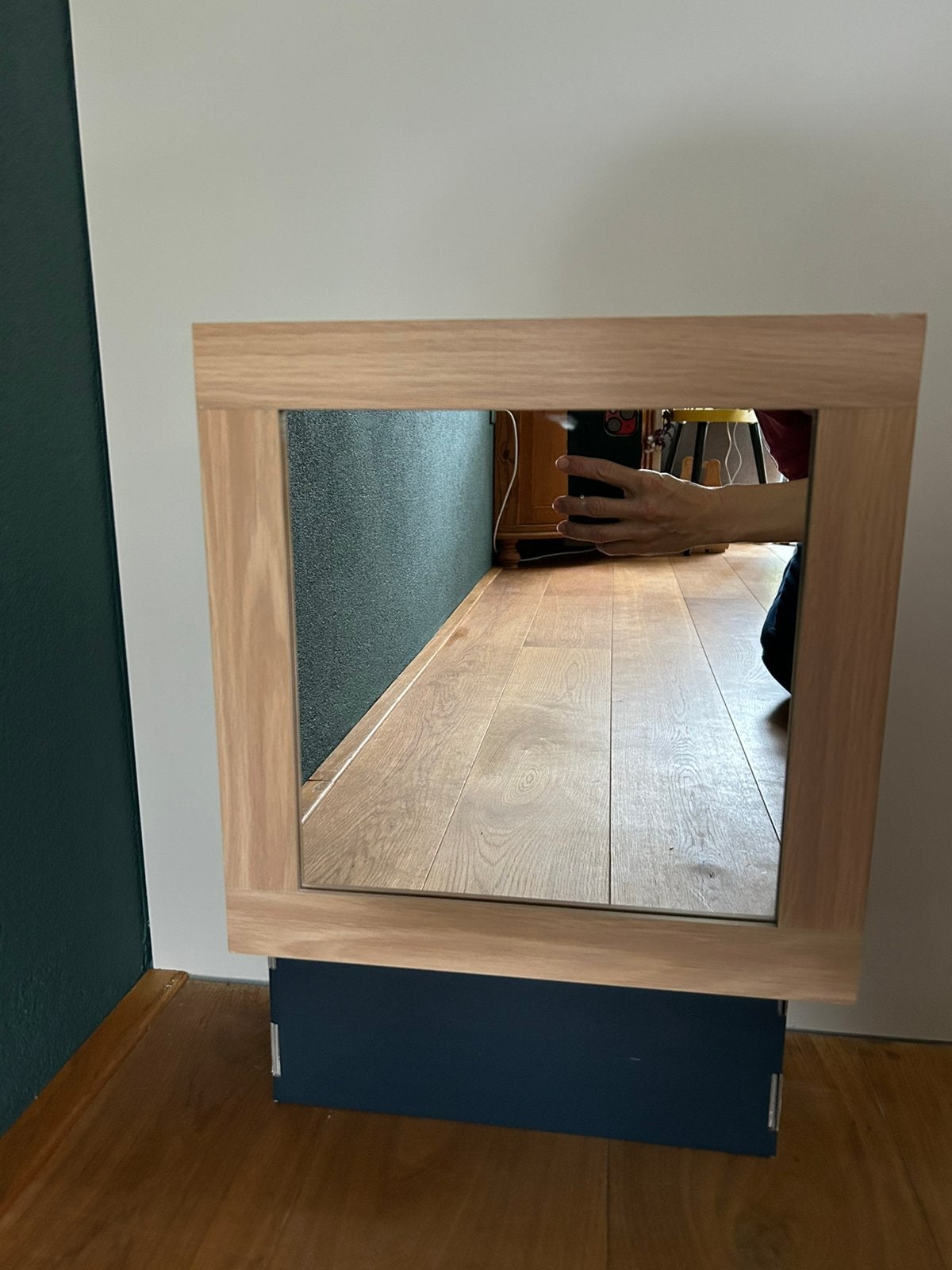 Wandkastje met schuifdeur en spiegel, Ophalen, Met deur(en), Zo goed als nieuw, Minder dan 150 cm