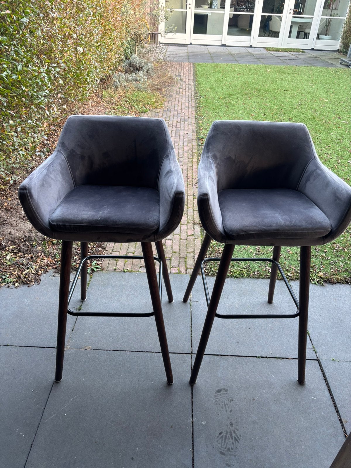 2 barkrukken, 2 krukken, Ophalen, Zo goed als nieuw, 60 tot 90 cm