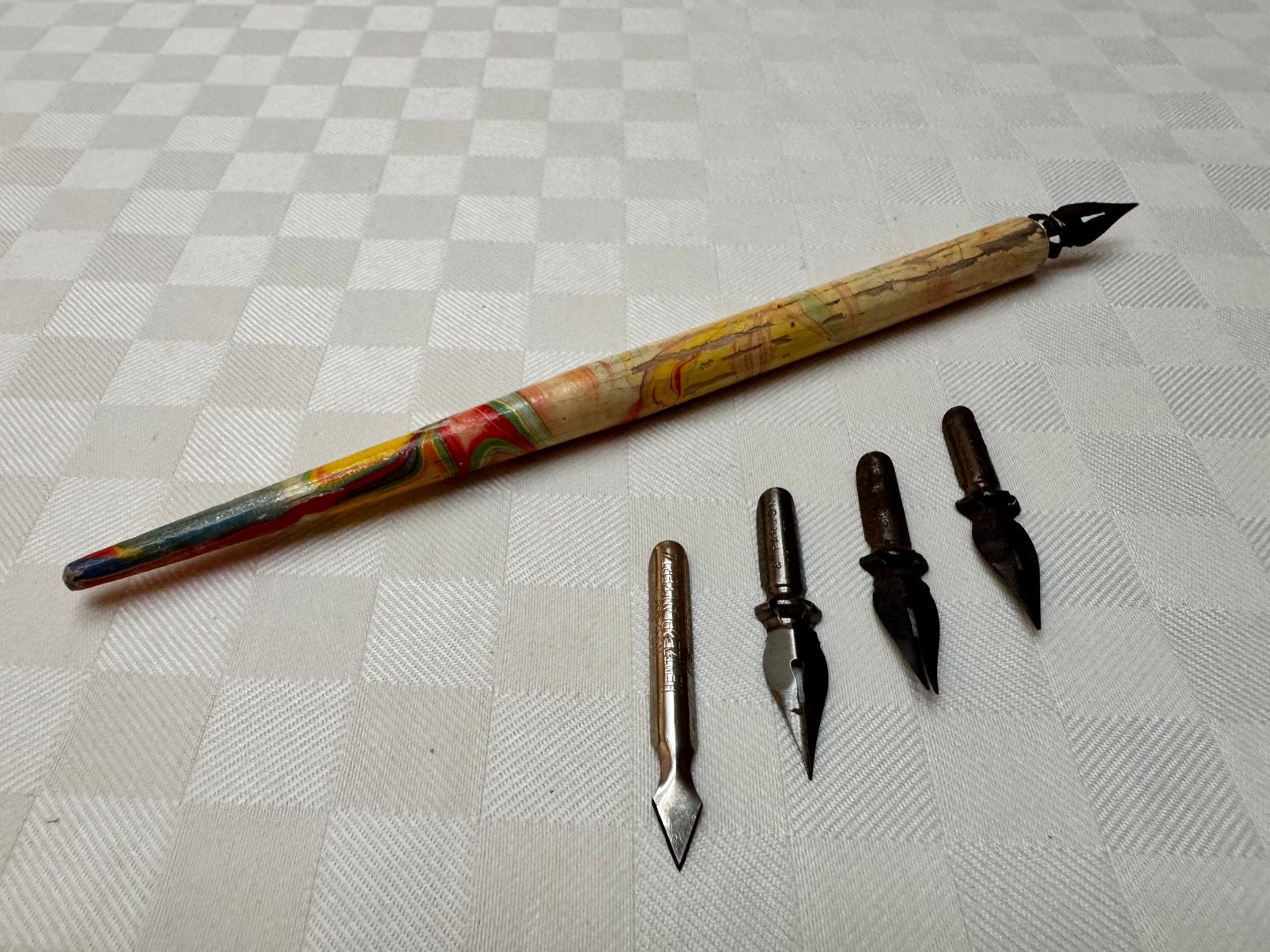Vintage kroontjespen/kalligrafiepen/doop-pen met 5 penpunten, Diversen, Ophalen of Verzenden, Gebruikt