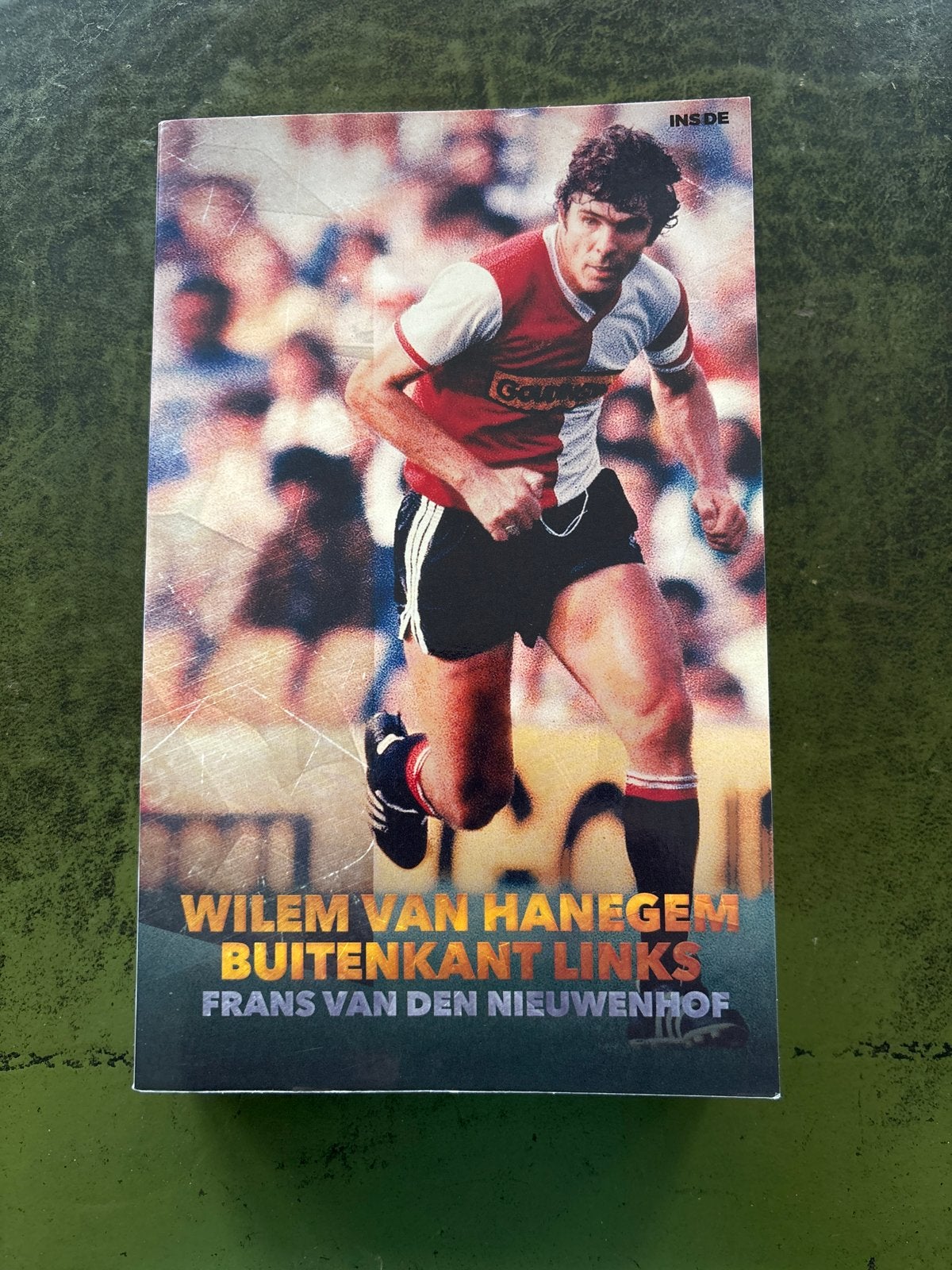 Willem van Hanegem Buitenkant Links - Voetbalboek, Ophalen, Zo goed als nieuw, Overige sporten
