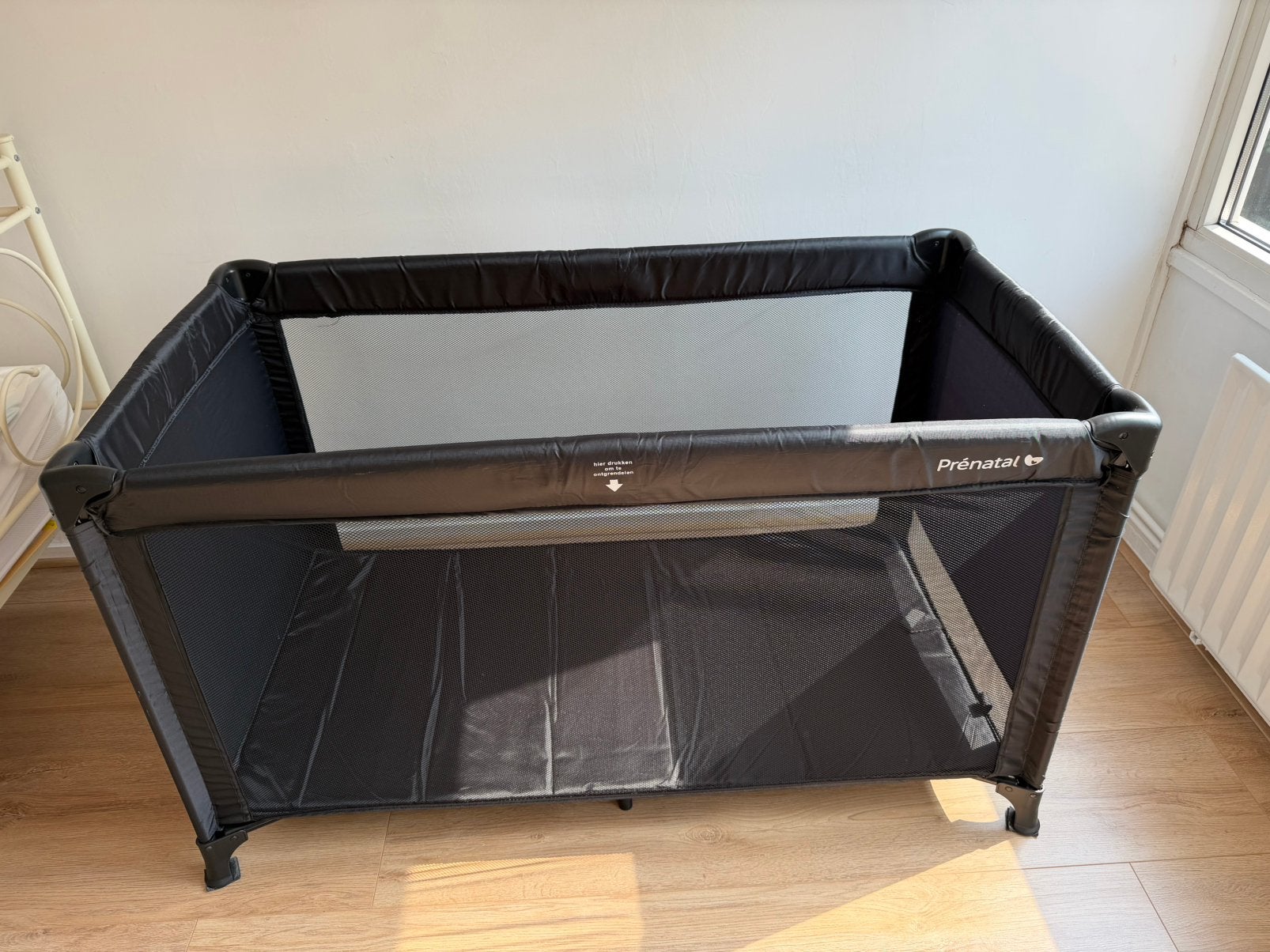 Prenatal camping bedje + matras, Ophalen, Zo goed als nieuw, Reisbedje