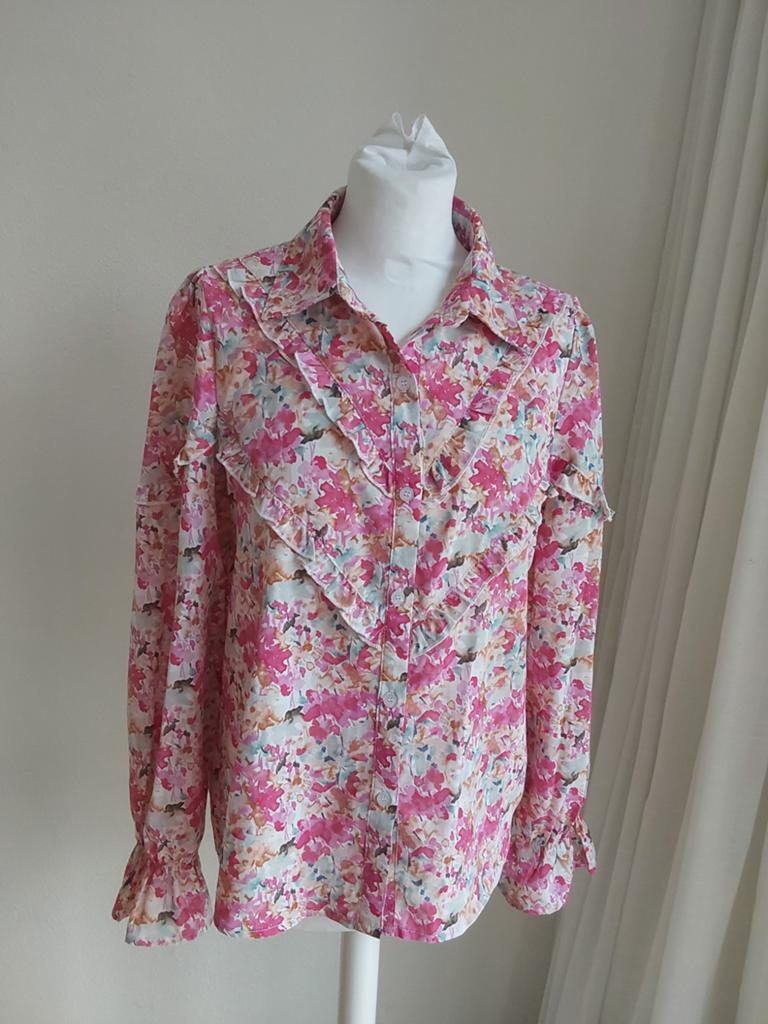 Prachtige blouse van Jubylee maat S/M okselm 50cm, 100% visc, Kleding | Dames, Jubylee, Ophalen of Verzenden, Zo goed als nieuw