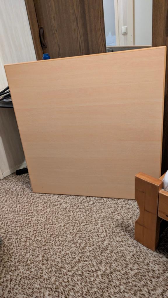 Stevige tafel, Ophalen